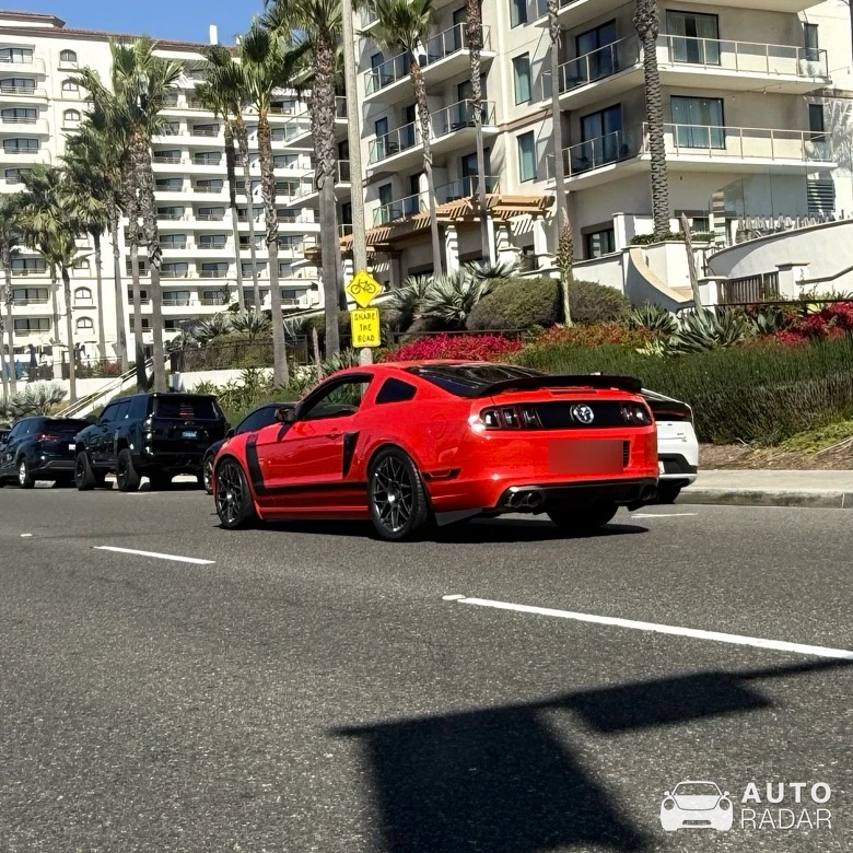 Ford Mustang Boss 302 2013 spotted in Huntington Beach