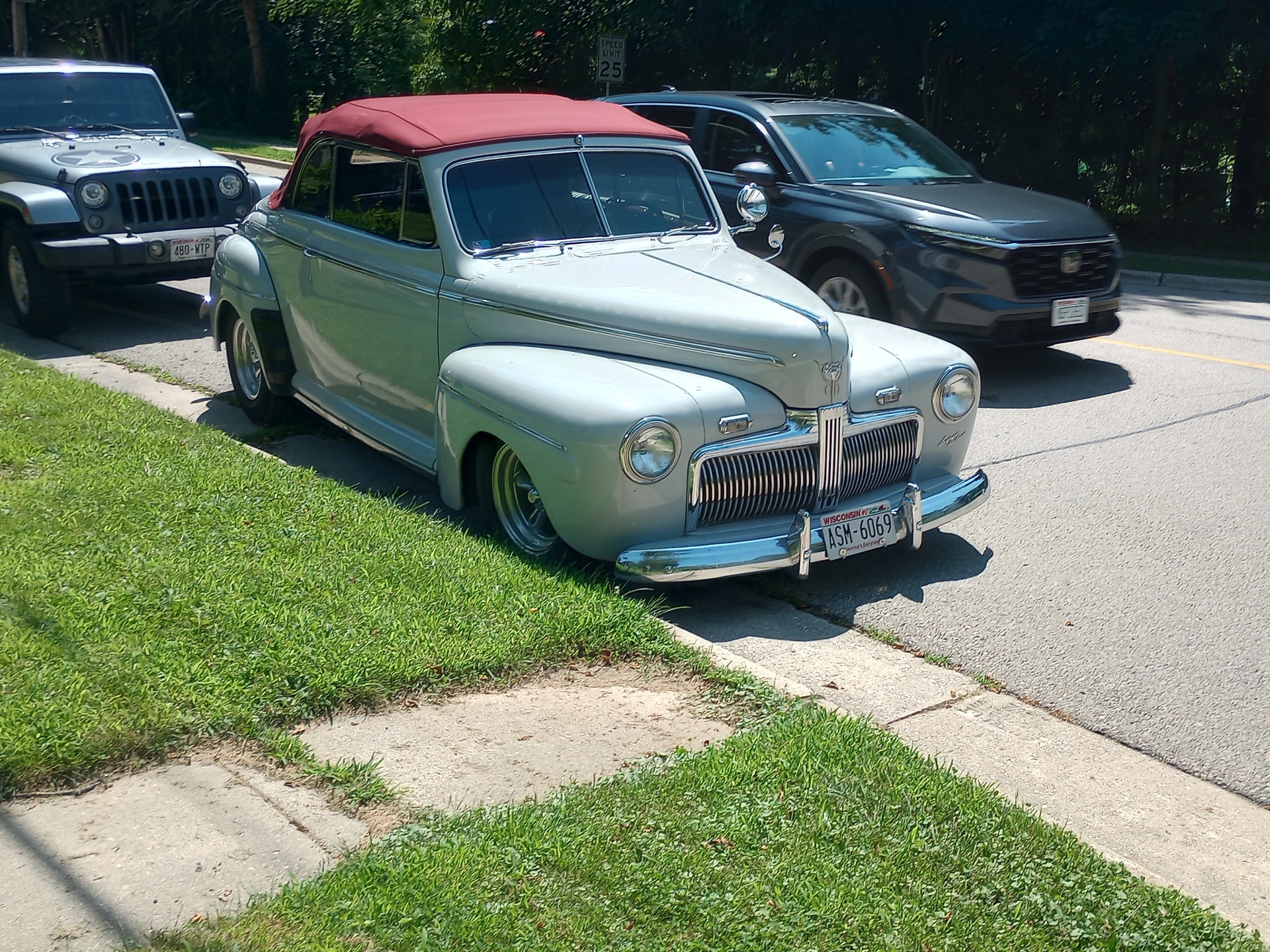 Ford Super Deluxe Sedan