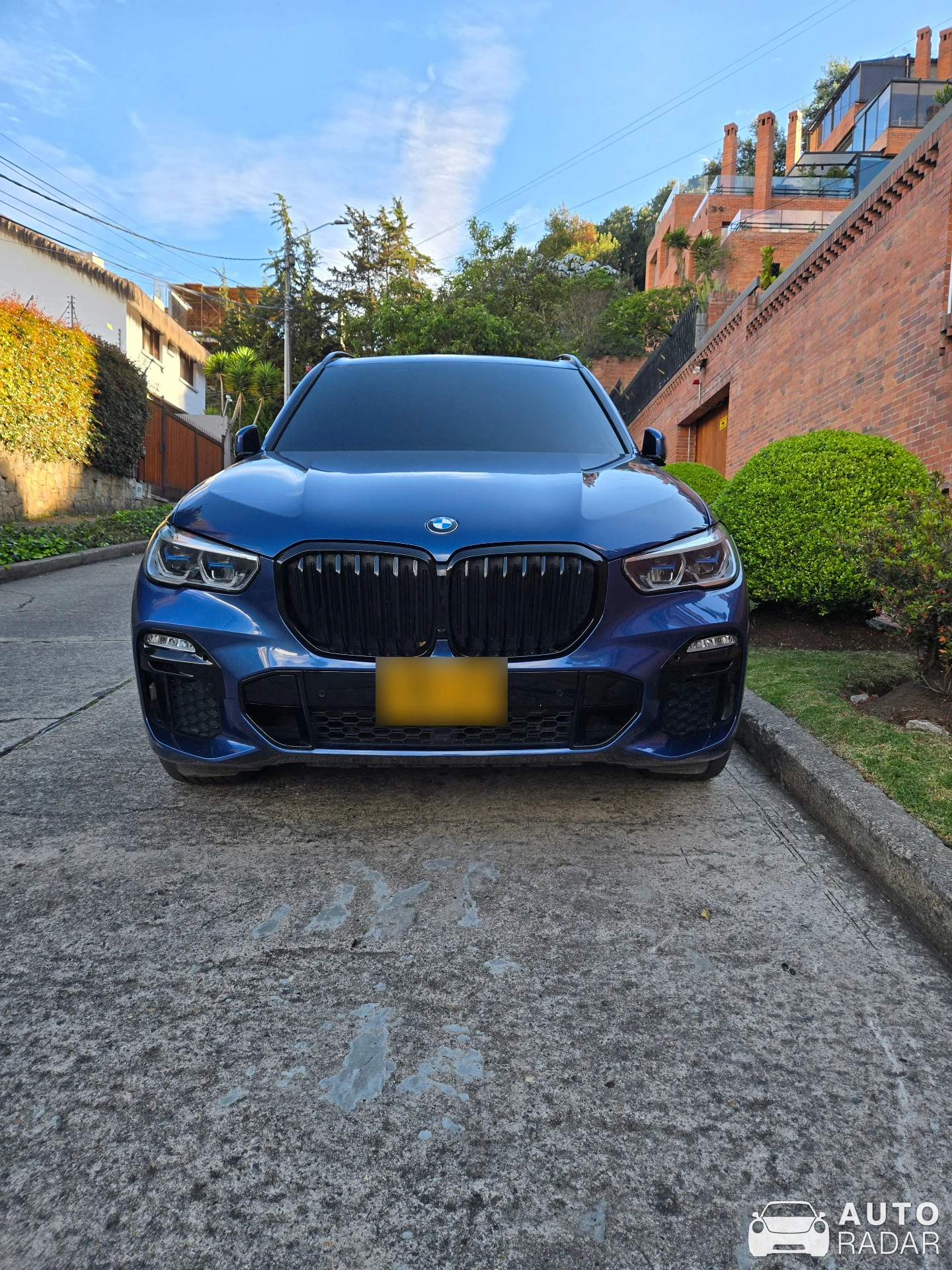 BMW X5 M50i G05 spotted in Bogotá, Colombia