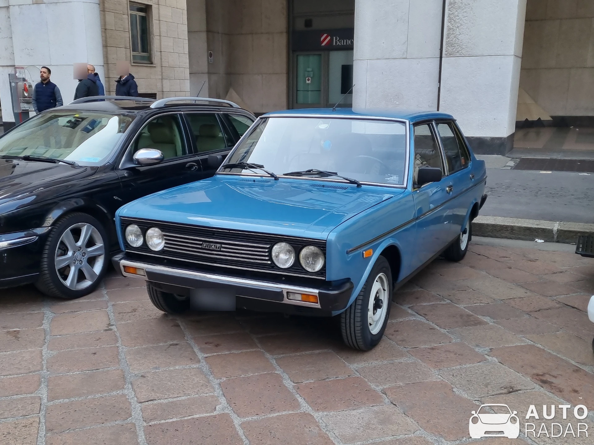 Fiat 130 spotted in Milano