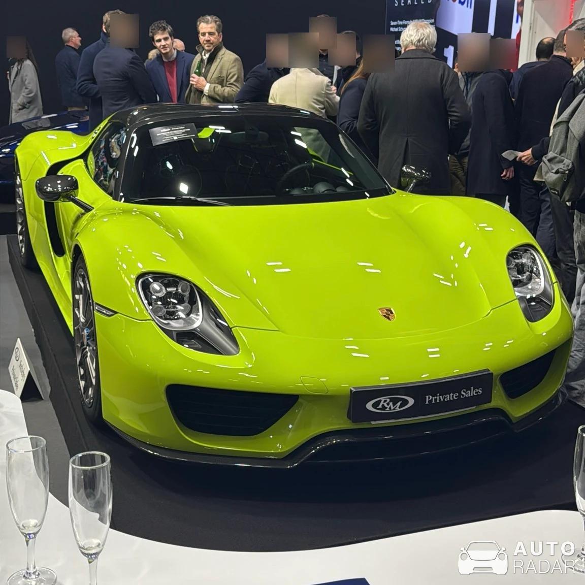 Porsche 918 Spyder spotted in Paris, France