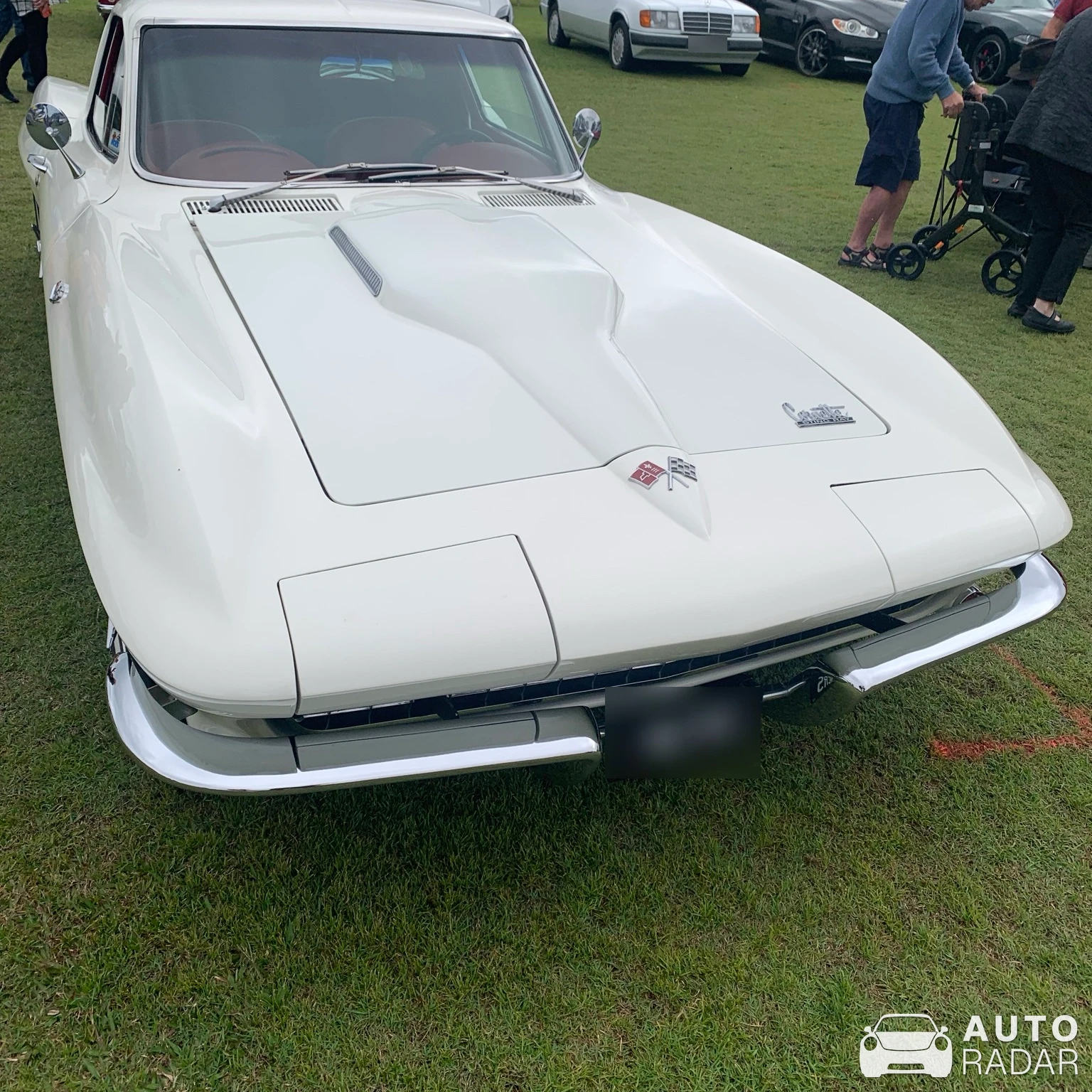 Chevrolet Corvette C2 Stingray spotted in Buderim