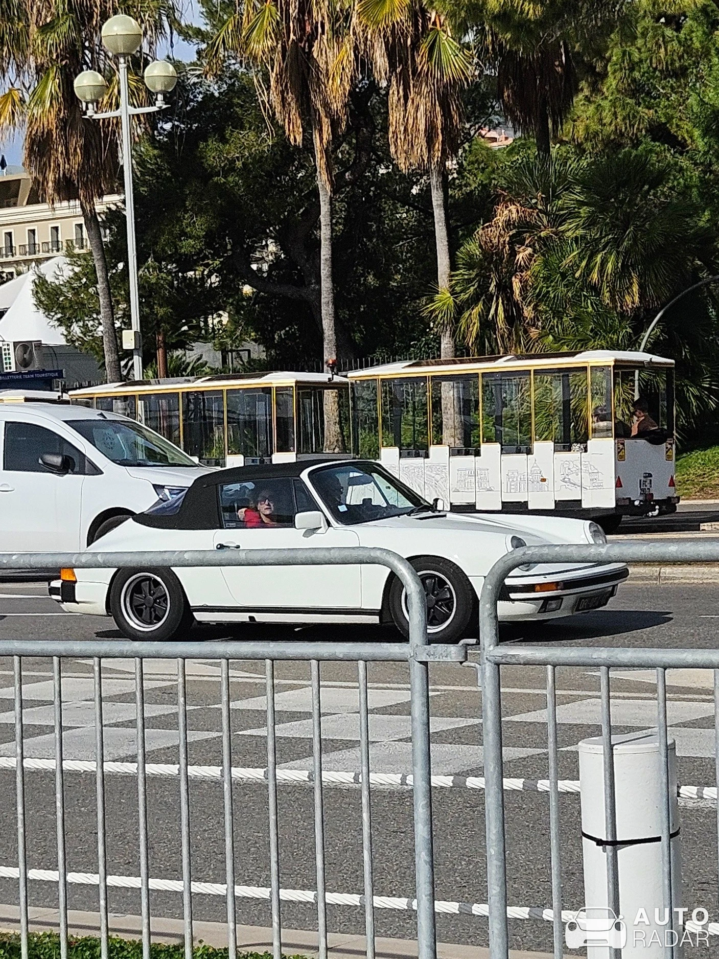 Porsche 911 SC Cabriolet spotted in Nice