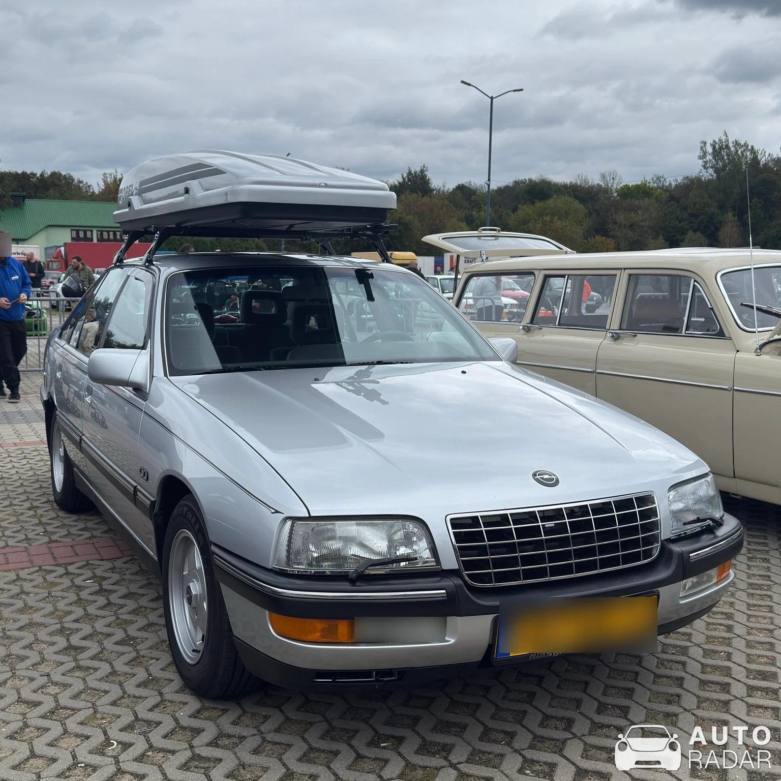 Opel Senator B 3.0i spotted in Będzin, Polska