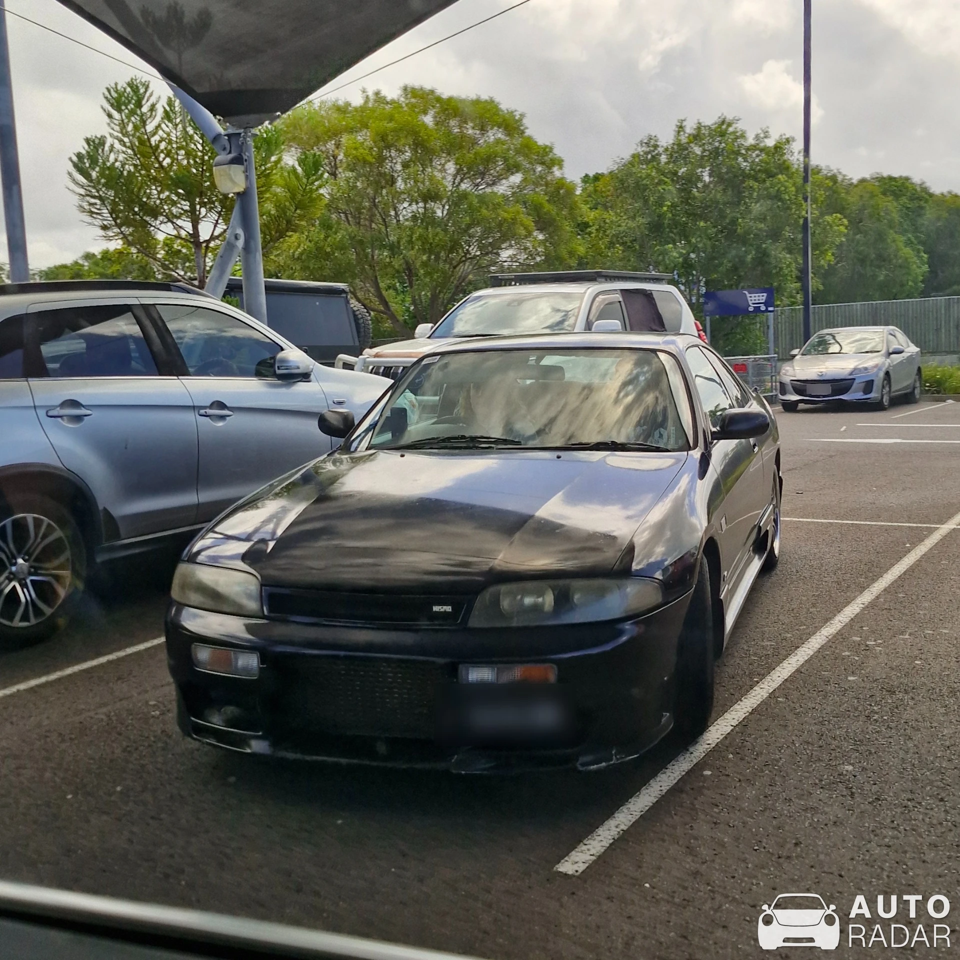 Nissan Skyline R33 spotted in Urangan, Australia