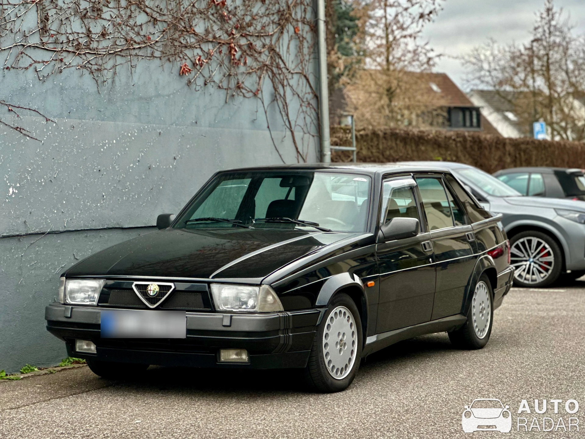 Alfa Romeo 75 3.0 V6 spotted in Düsseldorf
