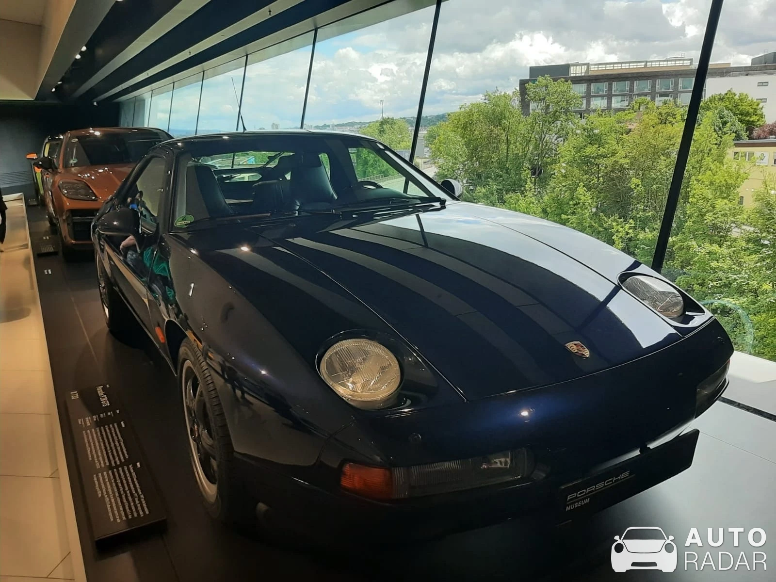 Porsche 928 GTS spotted in Oradea