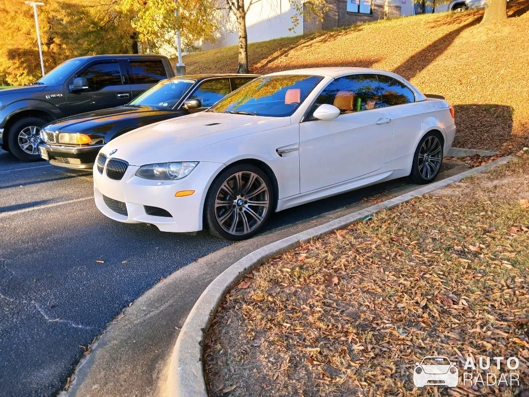 BMW M3 E93 Cabriolet spotted in Columbus, United States