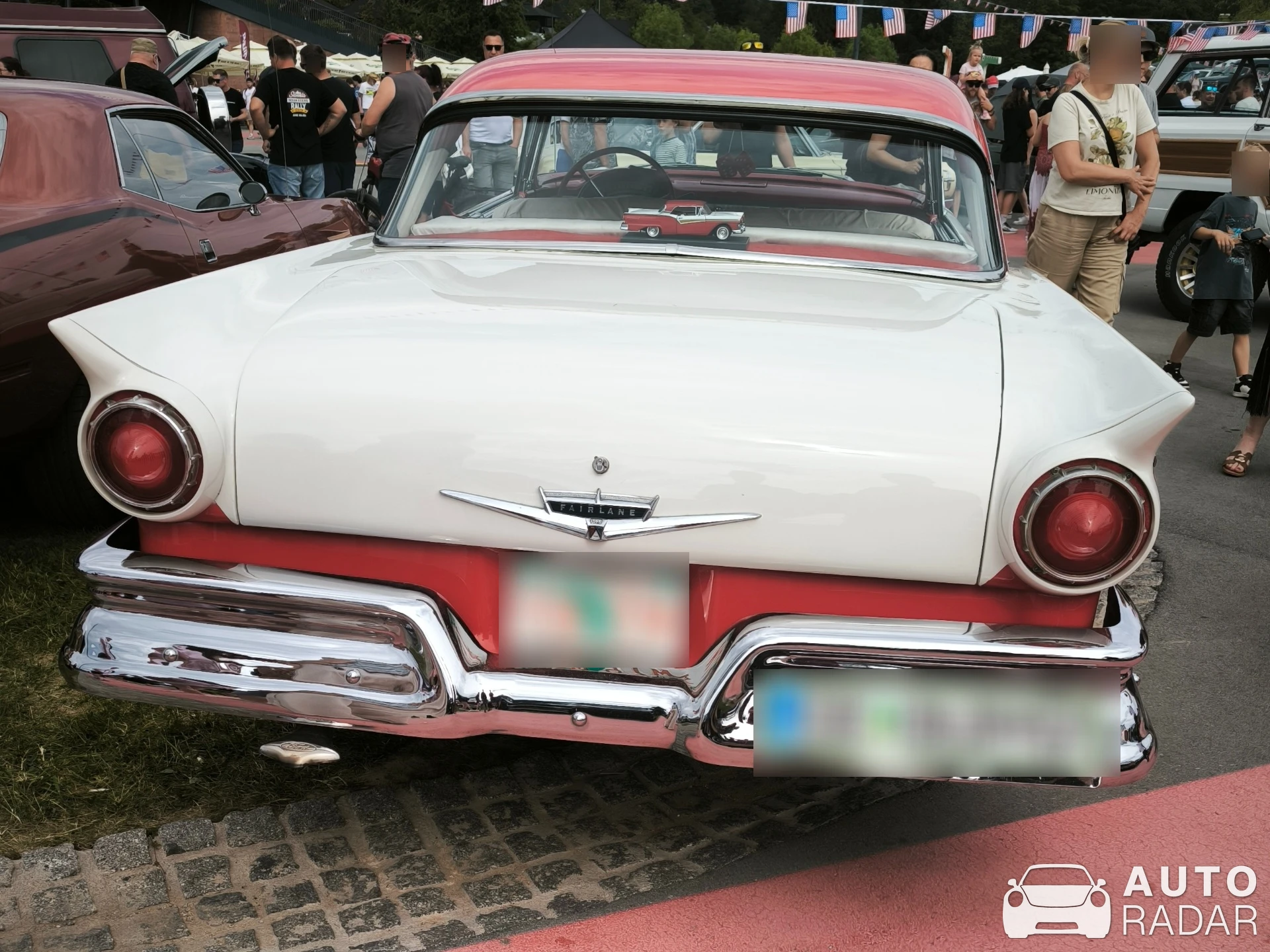 Ford Fairlane 500 Skyliner spotted in Velenje