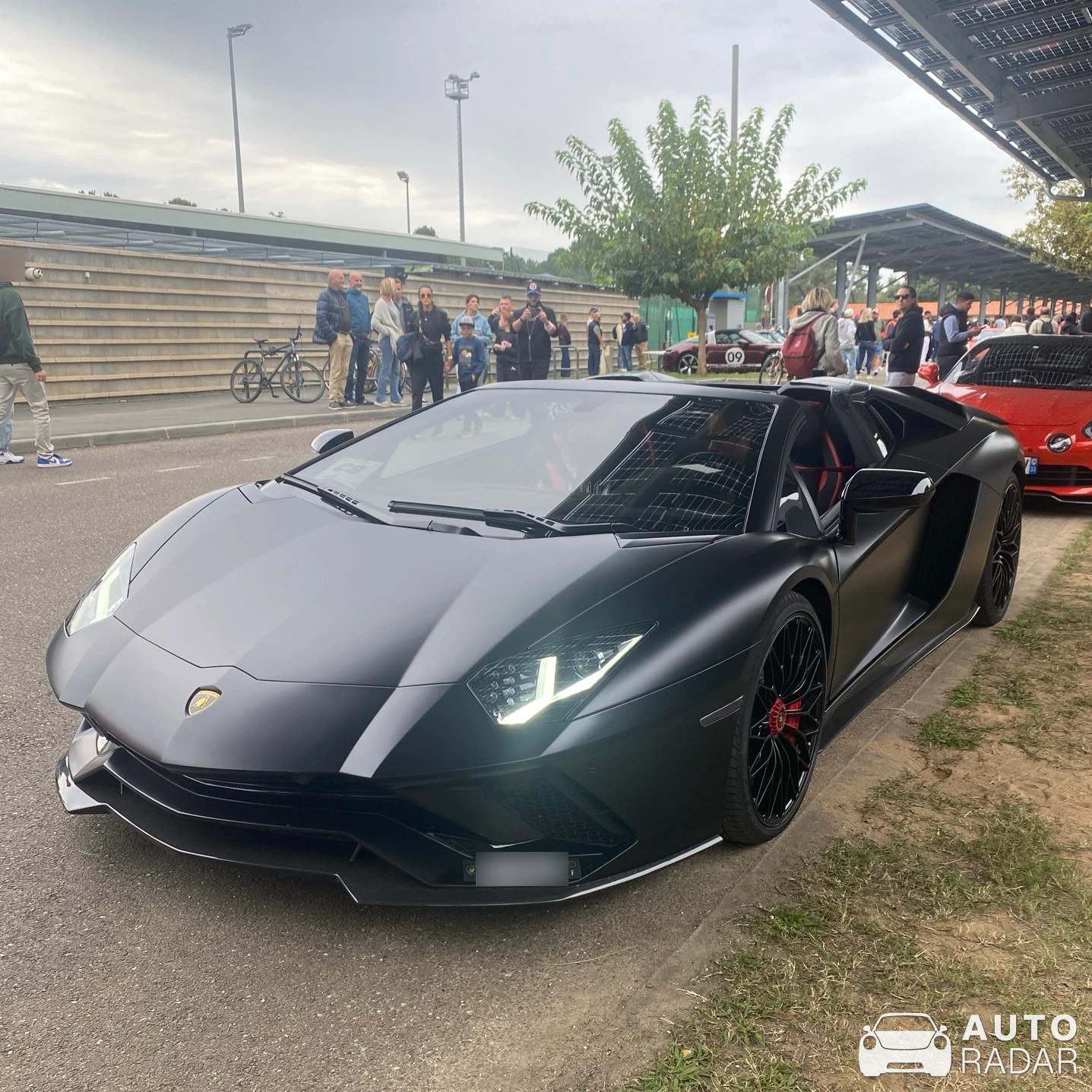 Lamborghini Aventador S LP740-4 Roadster spotted in Bordeaux