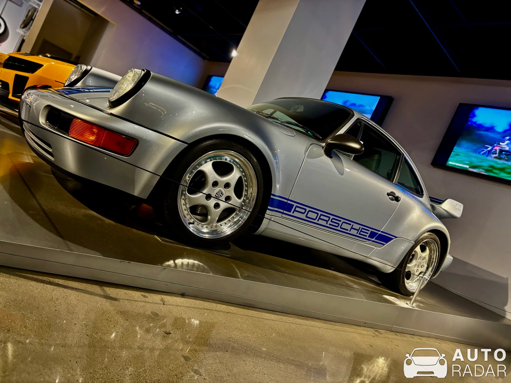 Porsche 911 Turbo 3.3 spotted in Los Angeles, United States