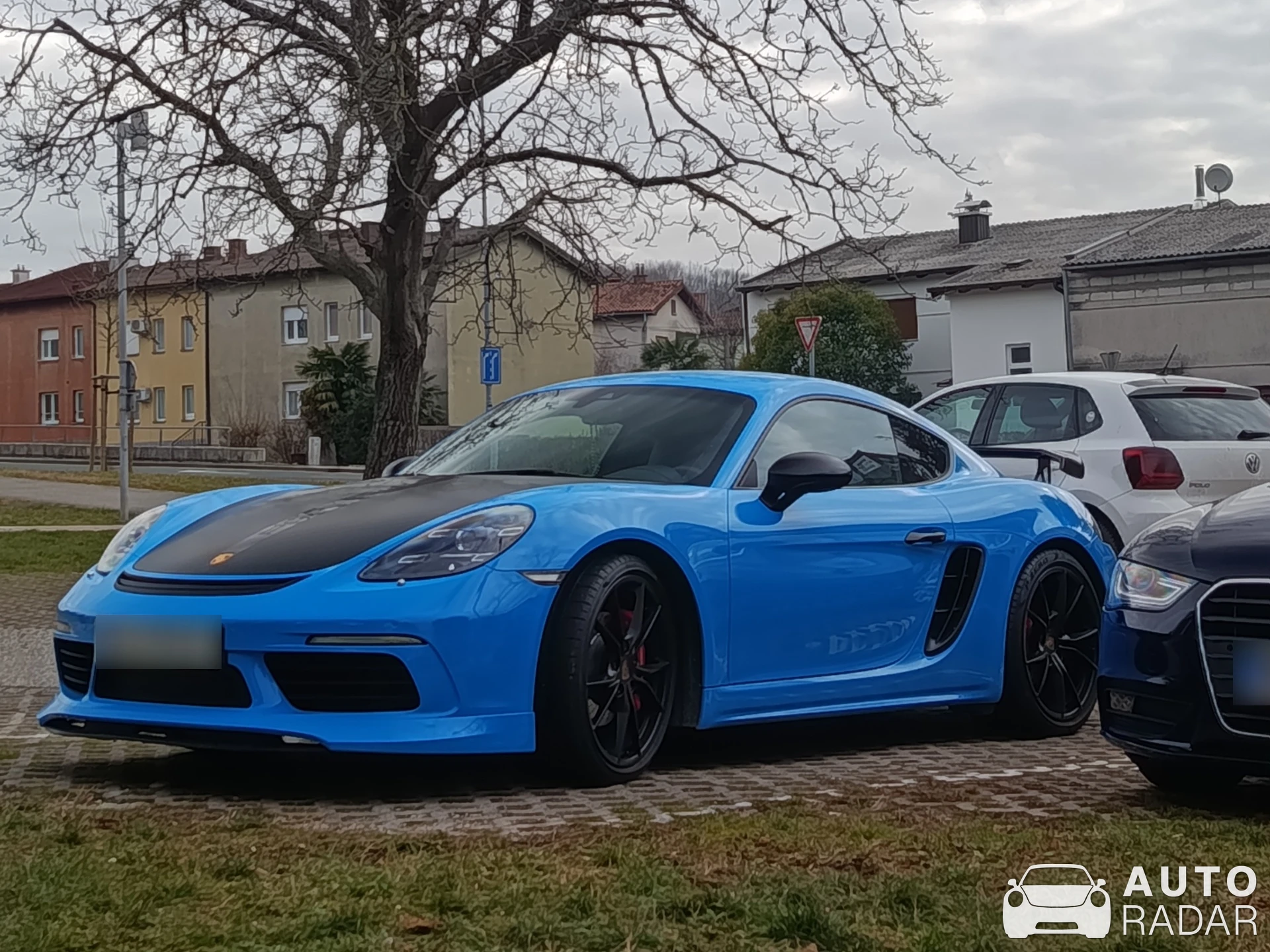Porsche 718 Cayman GT4 RS spotted in Nova Gorica, Slovenia