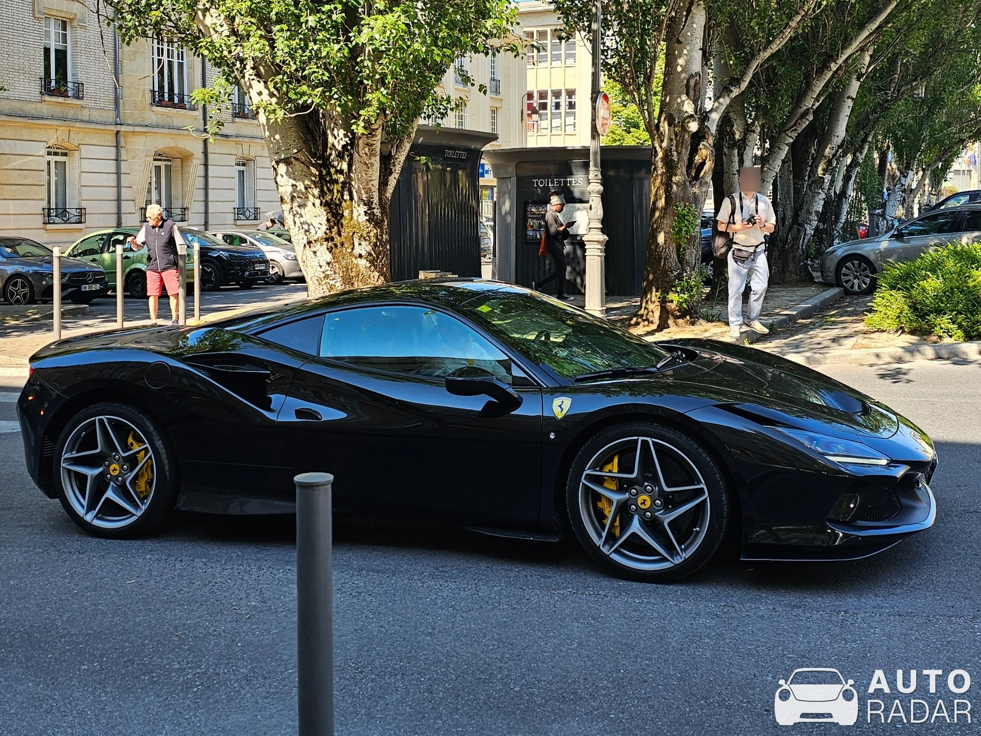 Ferrari F8 Tributo spotted in Reims