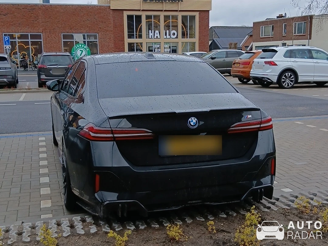 BMW i5 M60 G60 spotted in Varsseveld