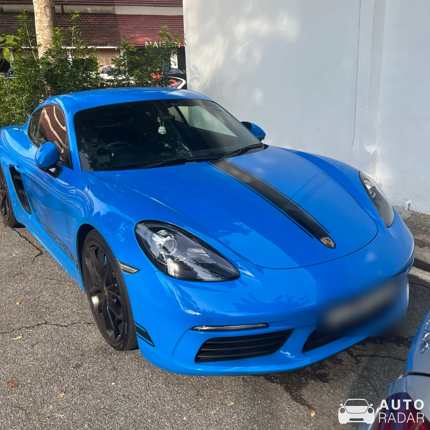Porsche 718 Cayman Style Edition  spotted in Singapore