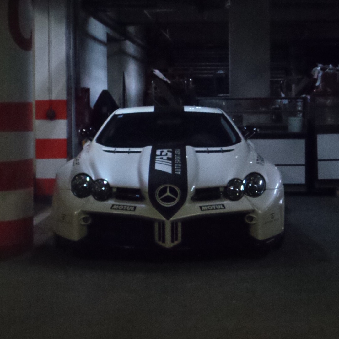 Mercedes-Benz FAB Design SLR McLaren Desire