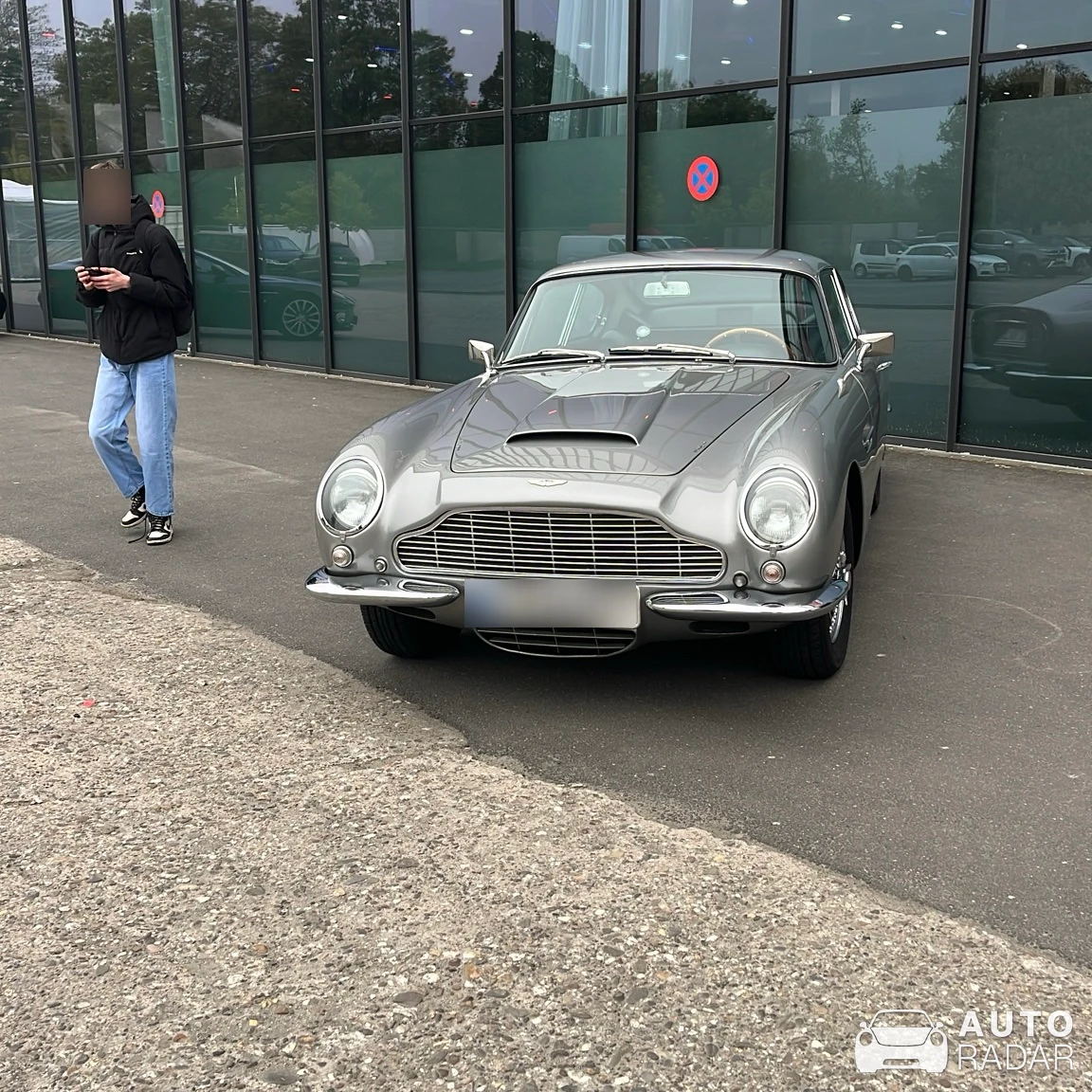 Aston Martin DB6 MKII spotted in Köln