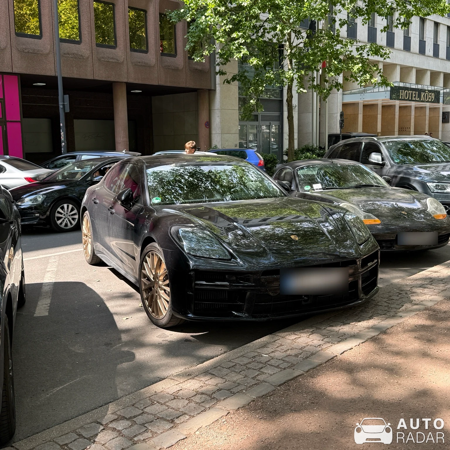 Porsche 972 Panamera Turbo S E-Hybrid Executive spotted in Düsseldorf