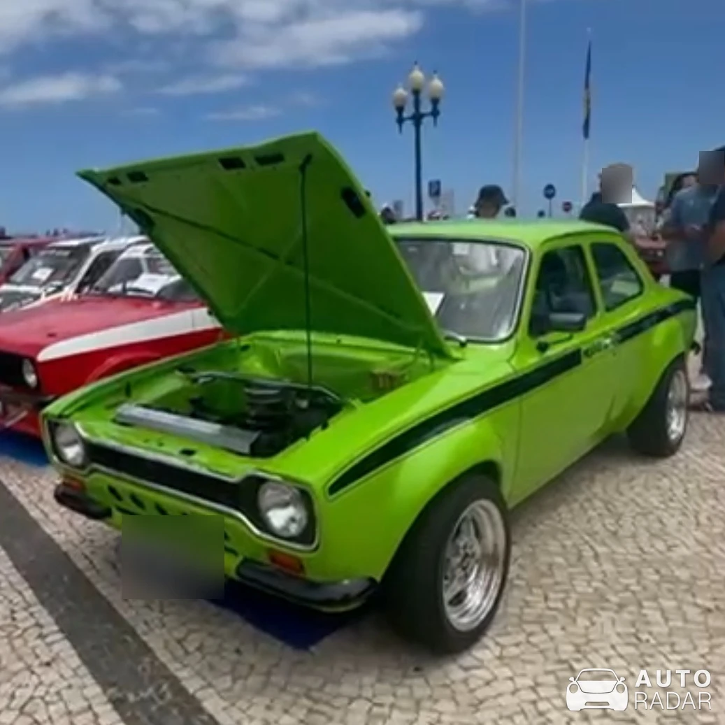 Ford Escort RS Cosworth spotted in Lisbon, Portugal