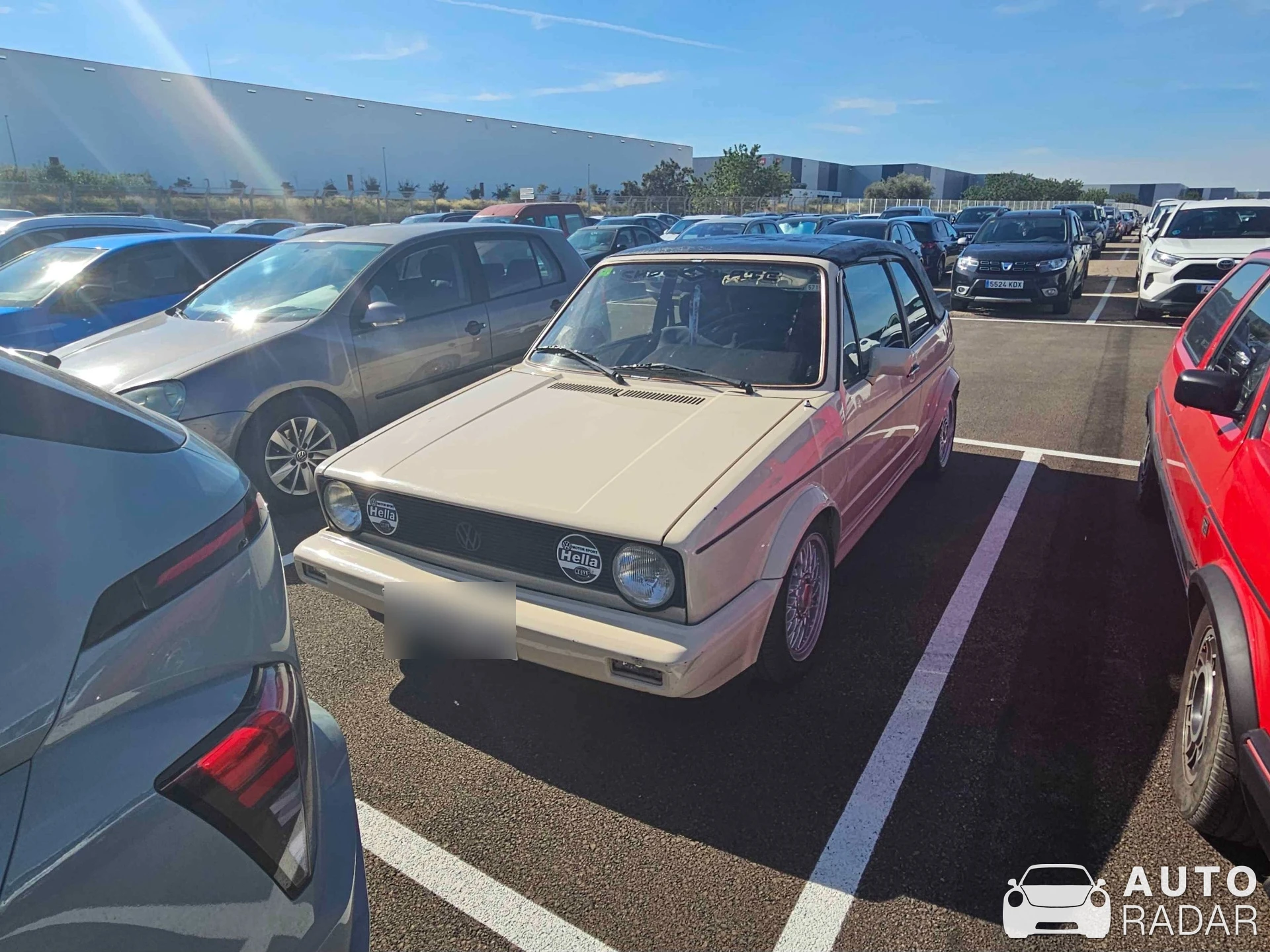 Volkswagen Golf Cabriolet MkI spotted in Cheste, Spain