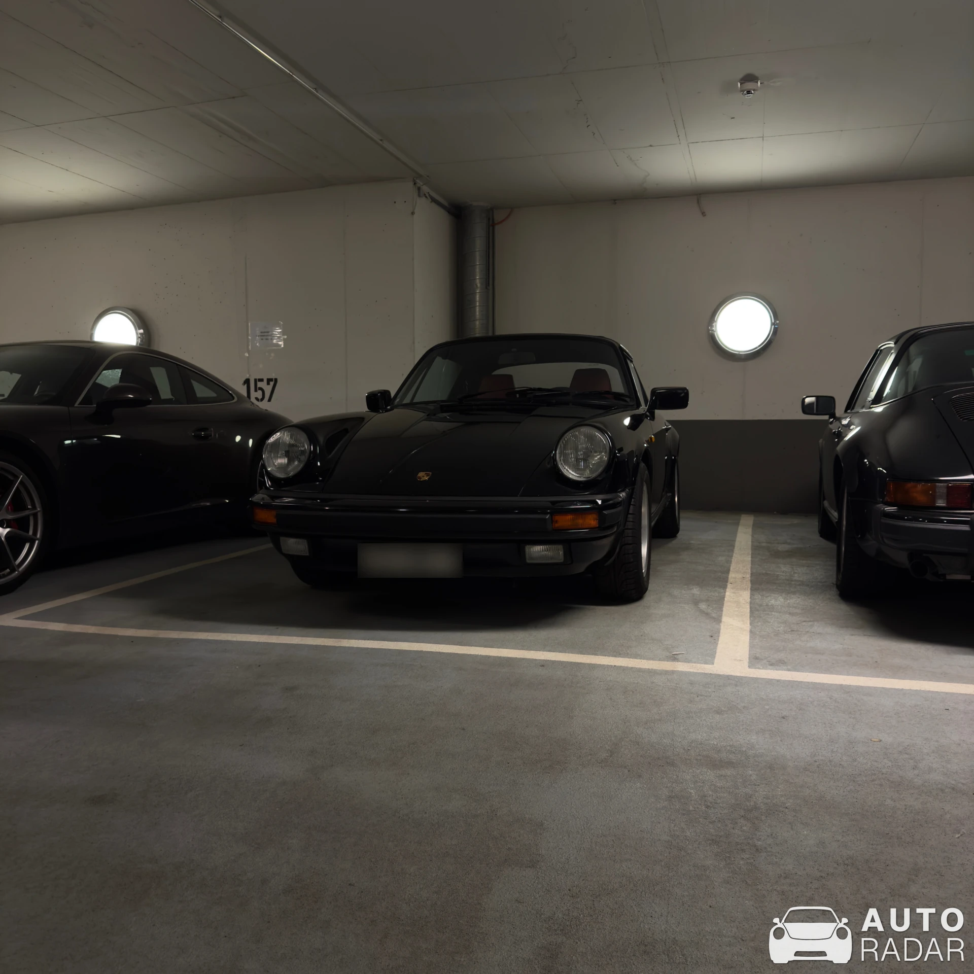 Porsche 911 Carrera 3.2 spotted in Hamburg, Germany
