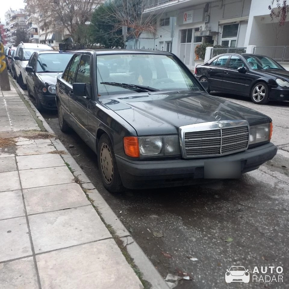Mercedes-Benz 190E spotted in Serres, Greece
