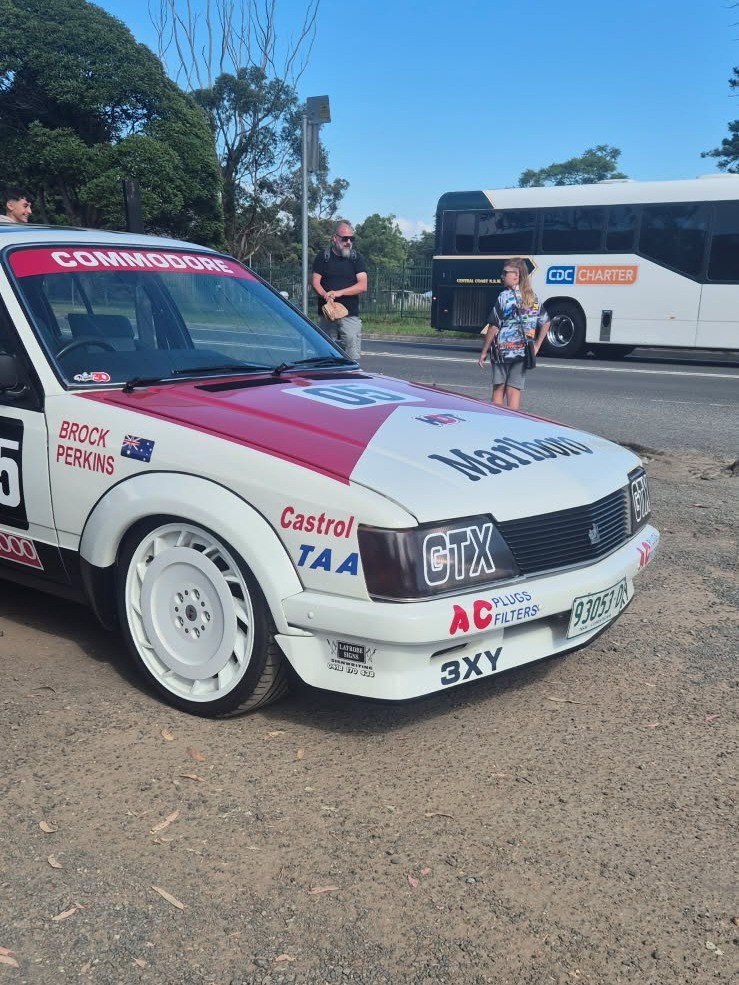 Holden VF Series II Commodore SS