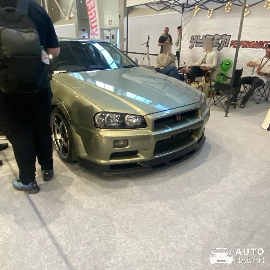 Nissan Skyline R34 GT-R M-Spec spotted in Budapest