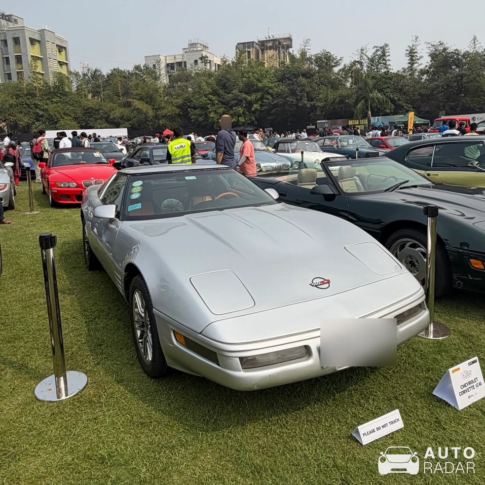 Chevrolet Corvette C4 spotted in Mumbai, India