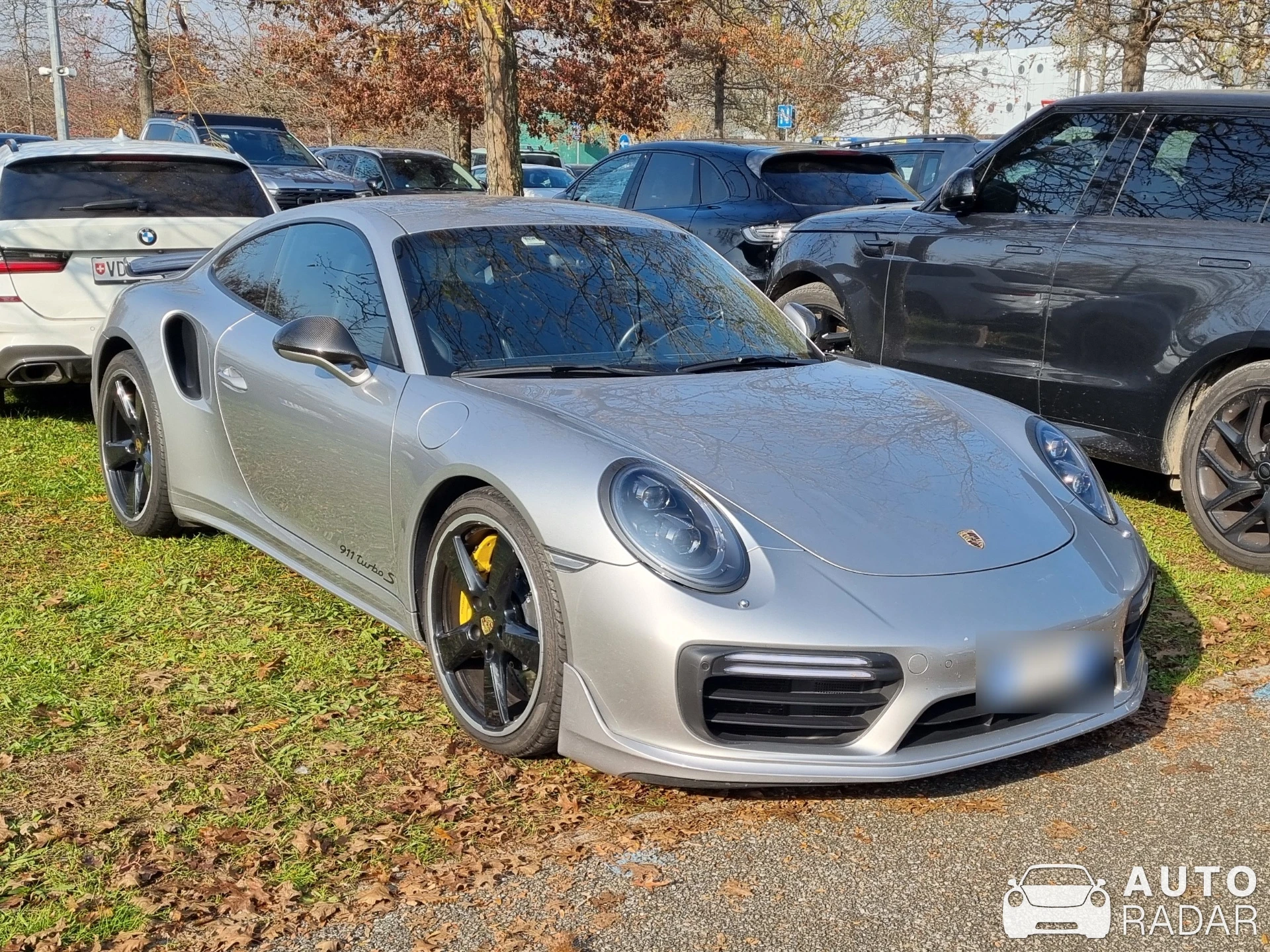 Porsche 991 Turbo S MkII spotted in Rho, Italia