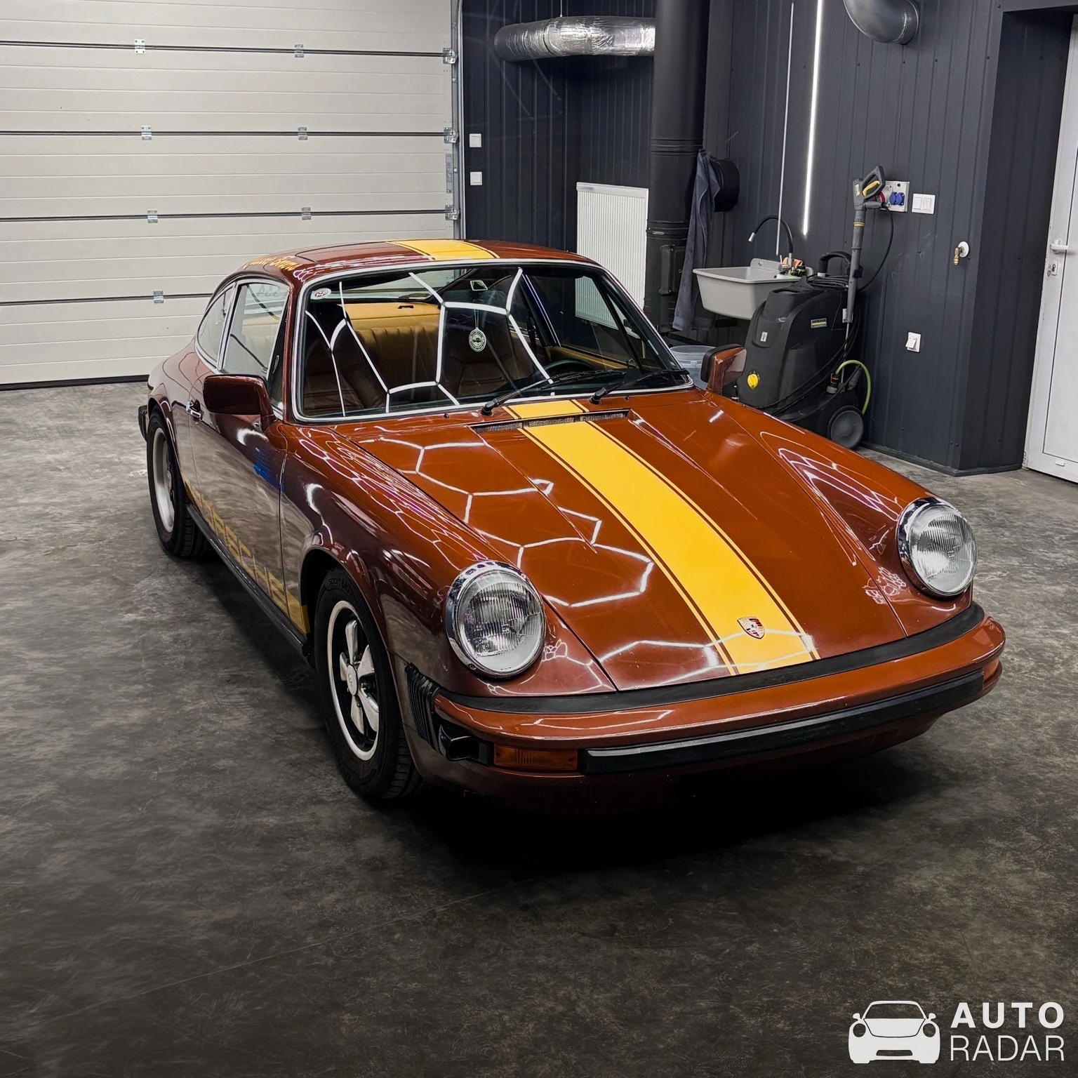 Porsche 911 SC spotted in Bardejov, Slovensko