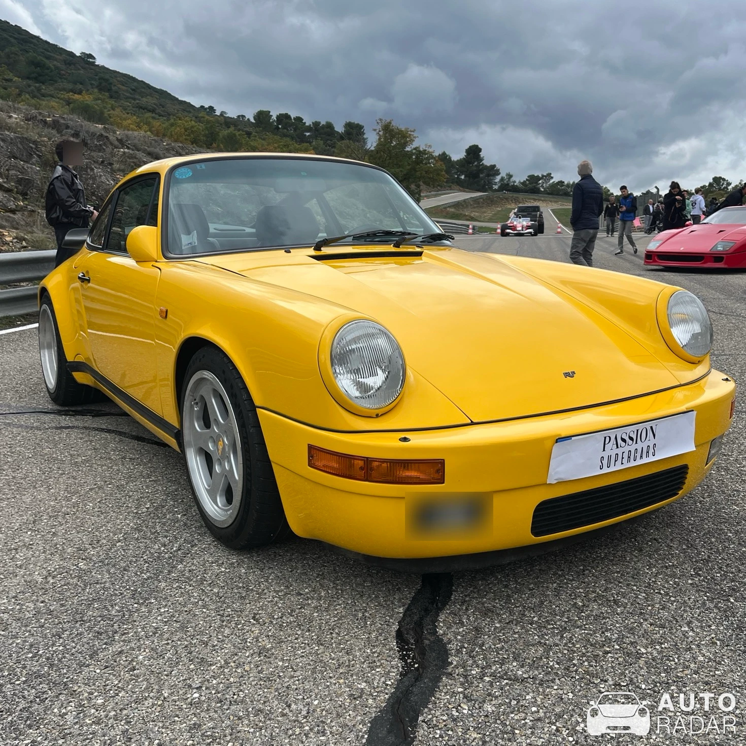 RUF 930 Turbo spotted in Vauvenargues