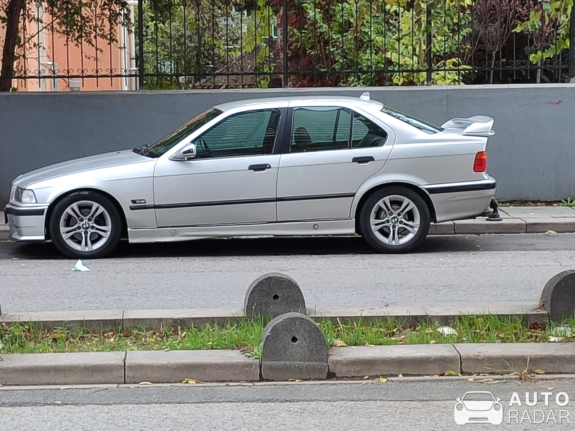 BMW 320i E36 STC spotted in Kartal