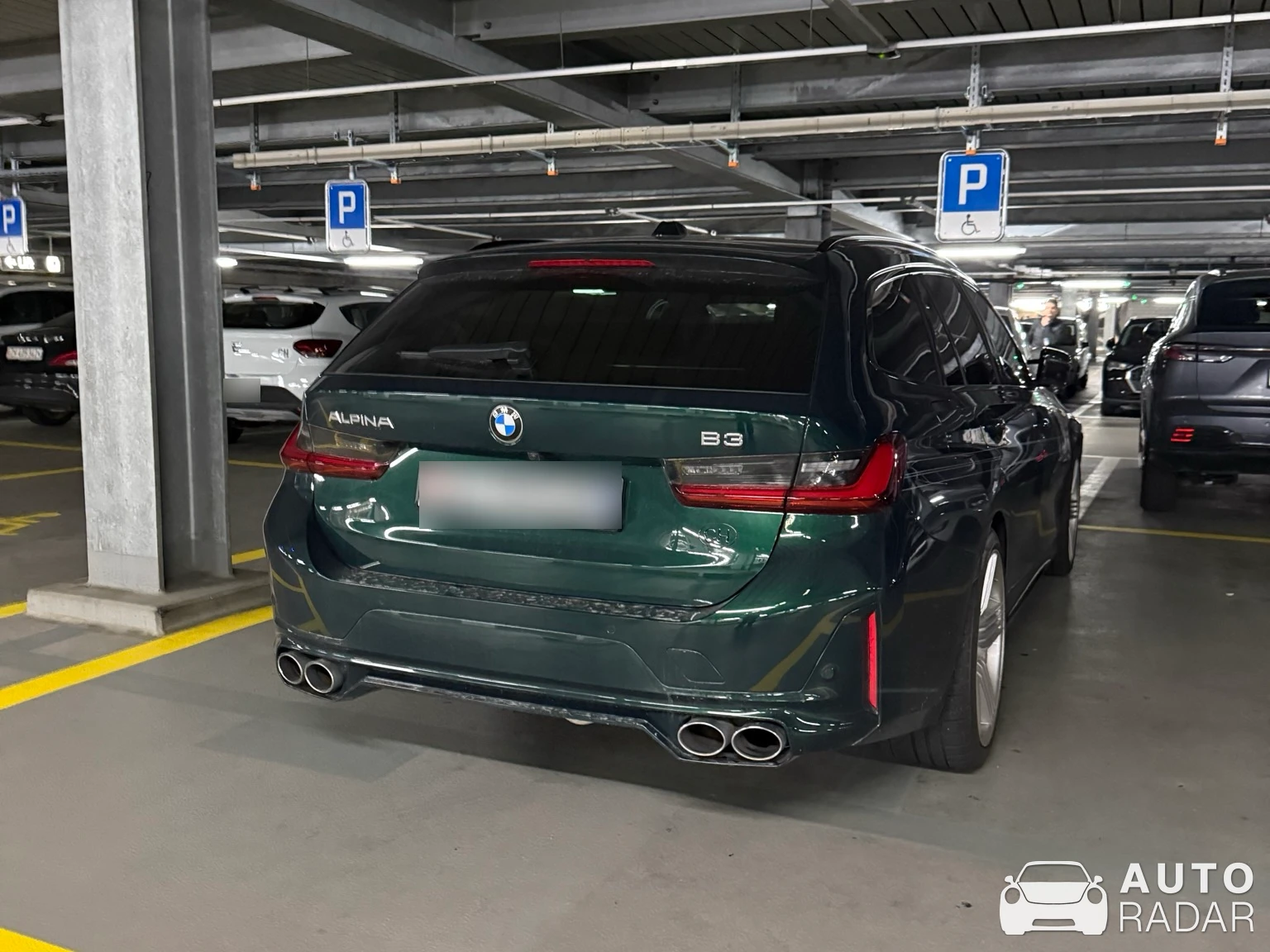 Alpina B3 BiTurbo Touring 2023 spotted in Zürich, Schweiz