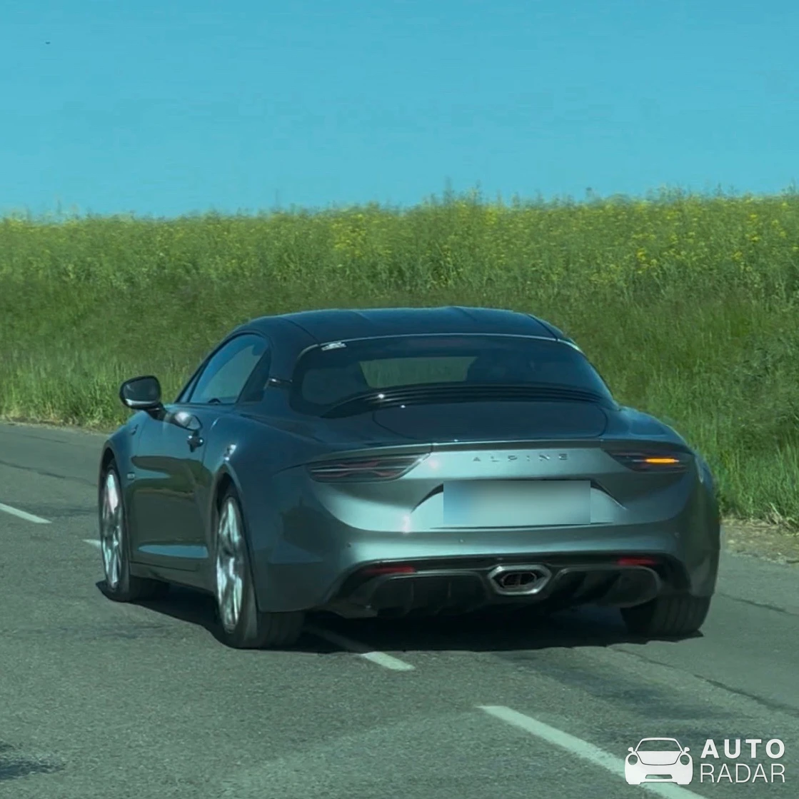 Alpine A110 Légende spotted in Chapaize