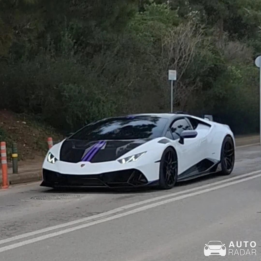 Lamborghini Huracán LP640-4 Performante spotted in Vouliagmeni, Greece