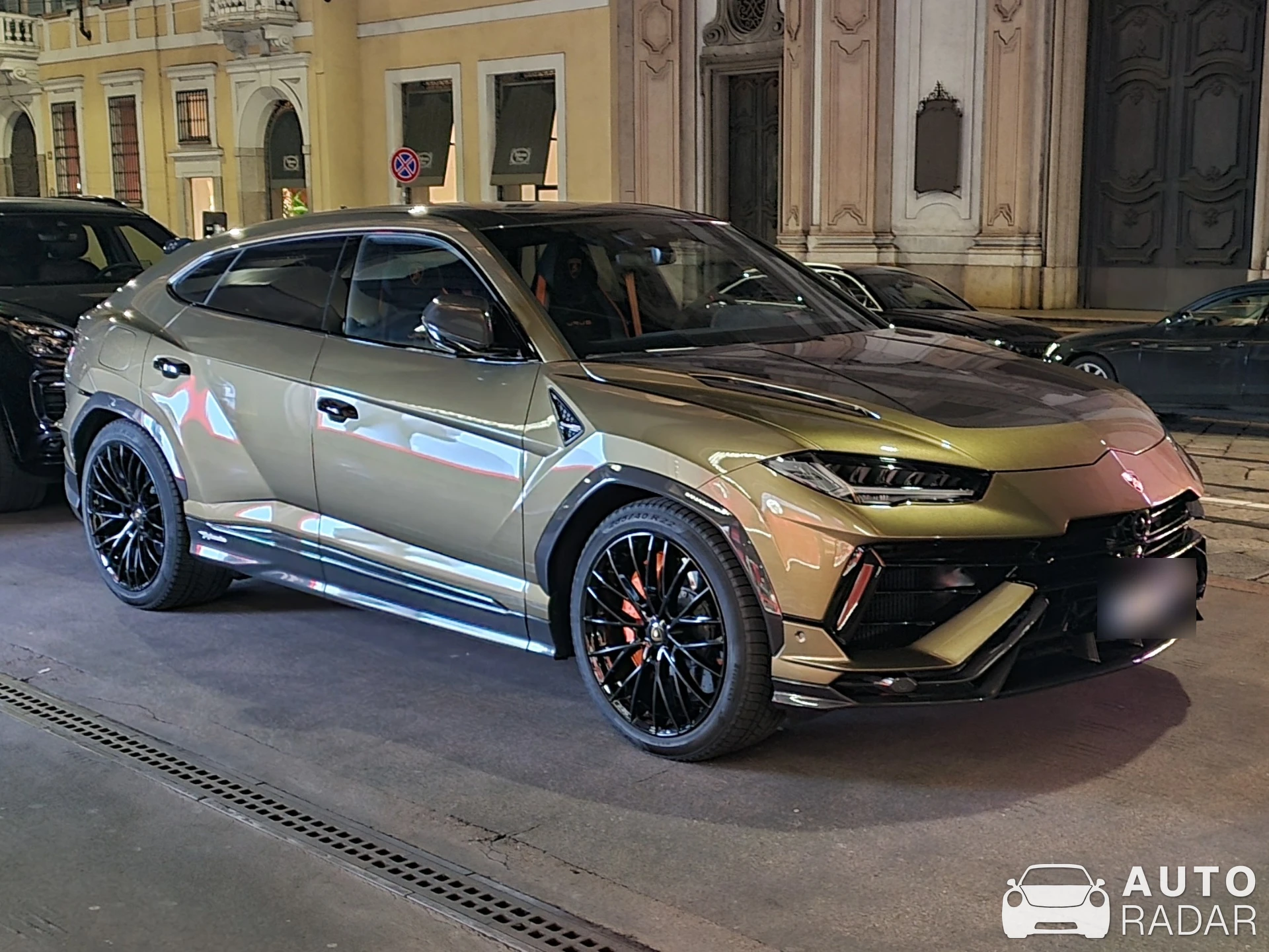 Lamborghini Urus Performante spotted in Milano, Italia