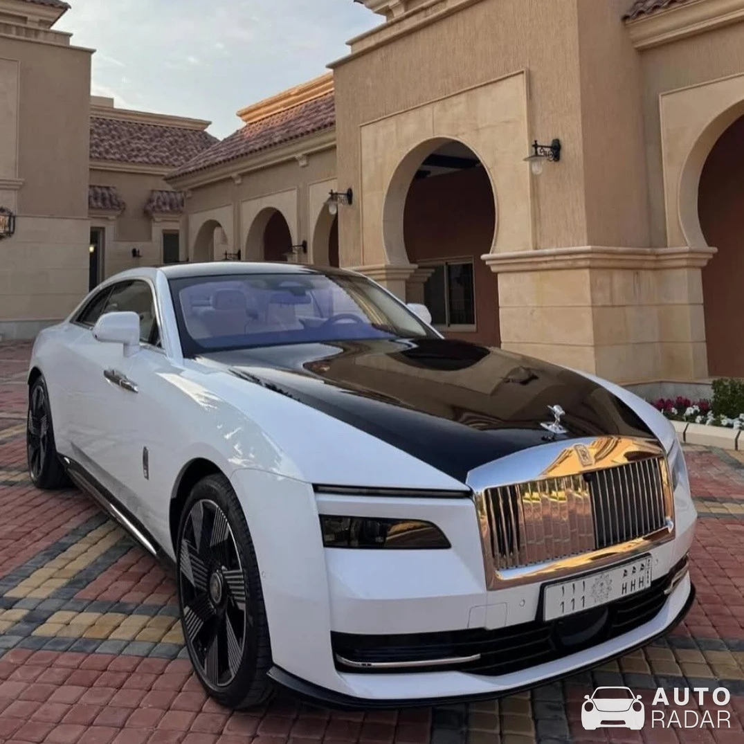 Rolls-Royce Spectre spotted in Jeddah