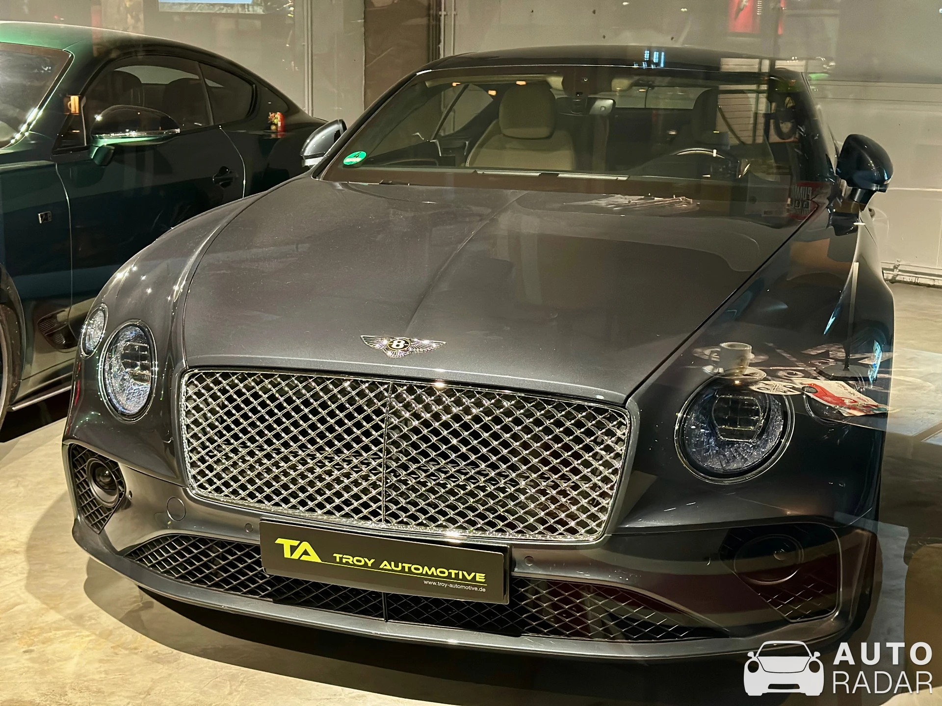Bentley Continental GT V8 2020 spotted in Köln