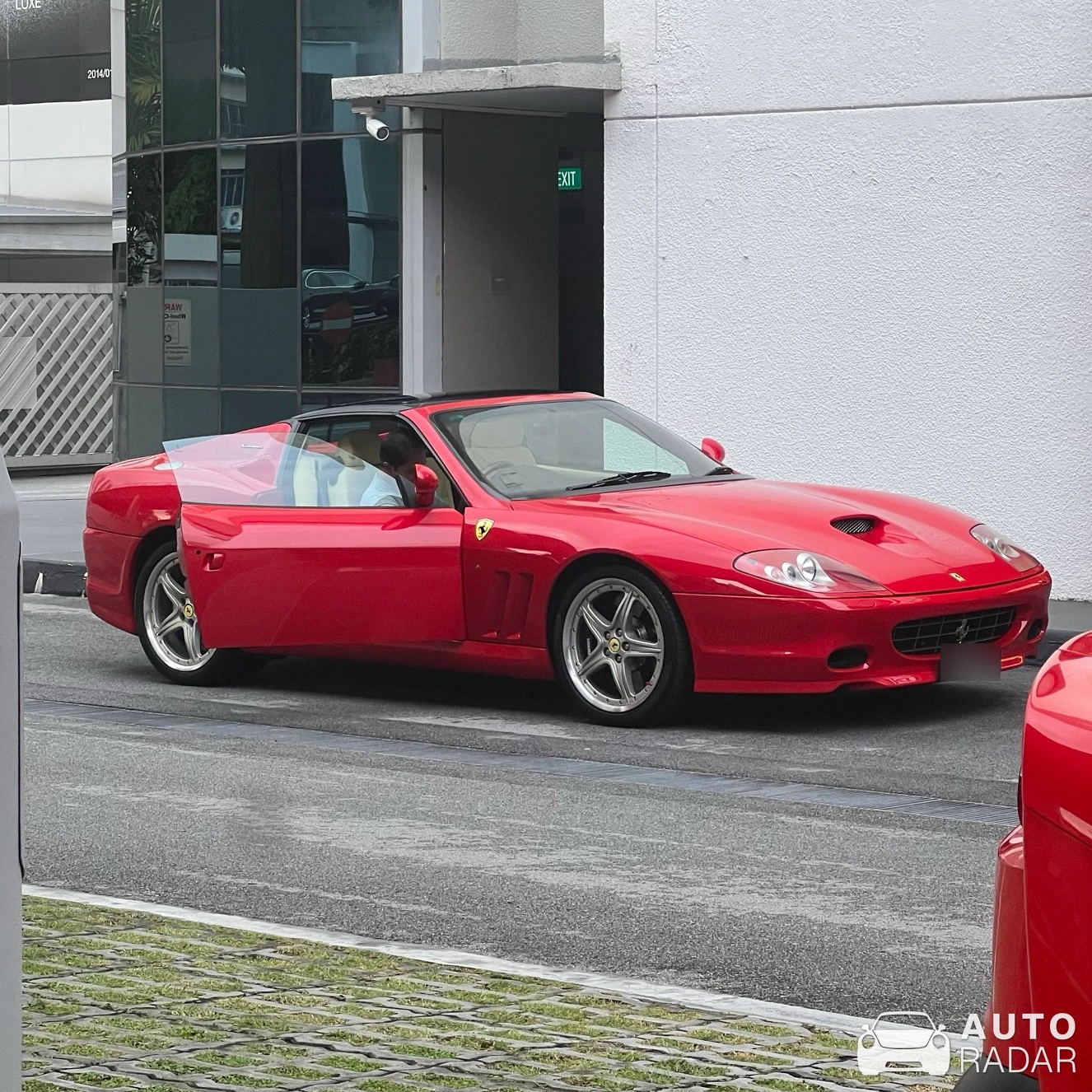 Ferrari 575M Superamerica spotted in Singapore