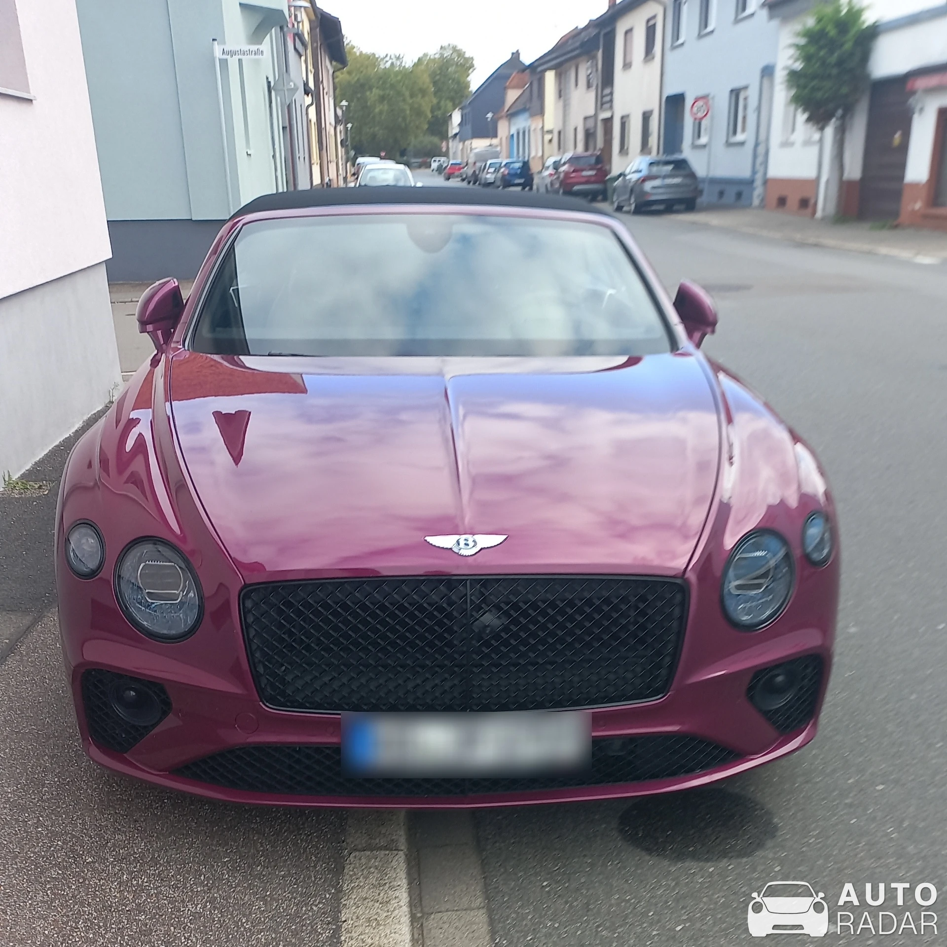 Bentley Continental GTC 2019 spotted in Oberhausen-Rheinhausen, Germany