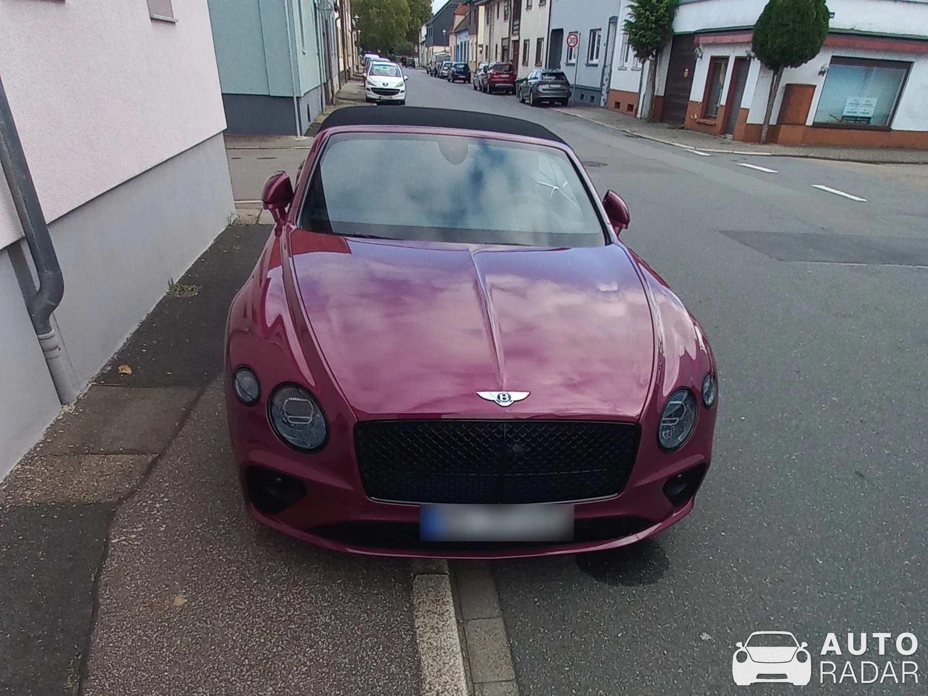 Bentley Continental GTC 2019 spotted in Oberhausen-Rheinhausen
