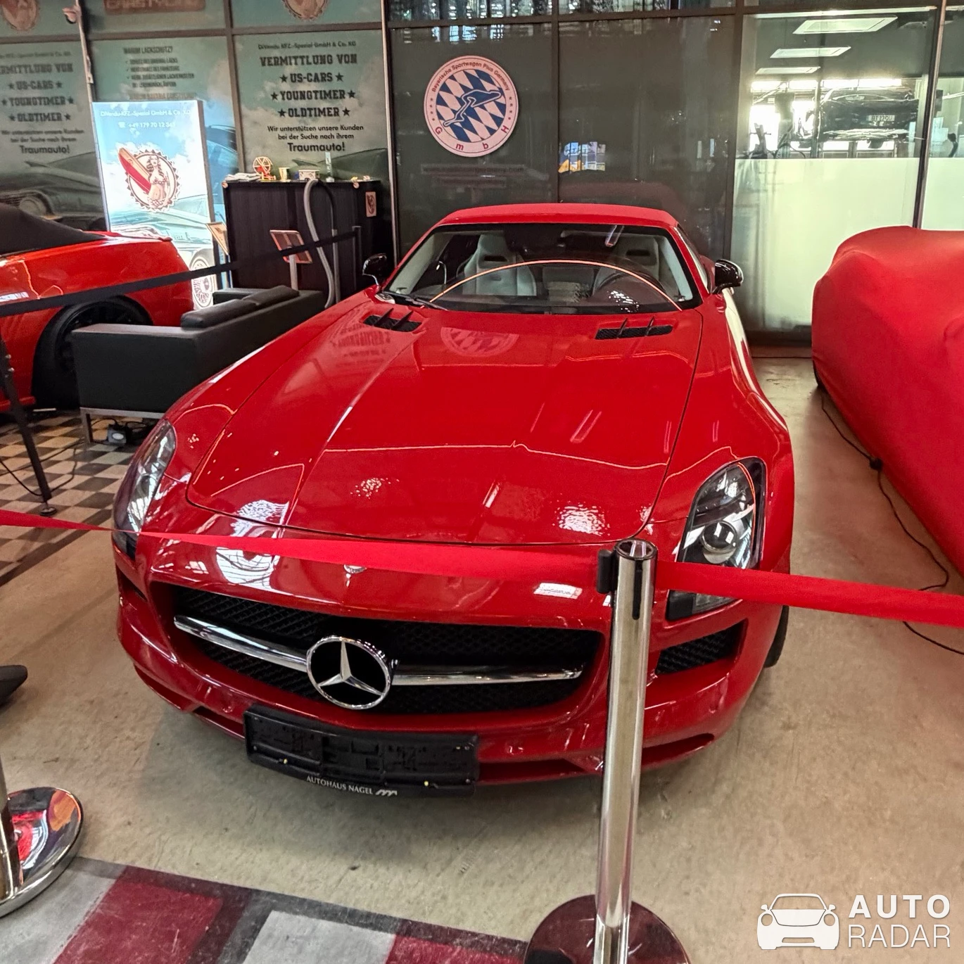 Mercedes-Benz SLS AMG Roadster spotted in München, Germany