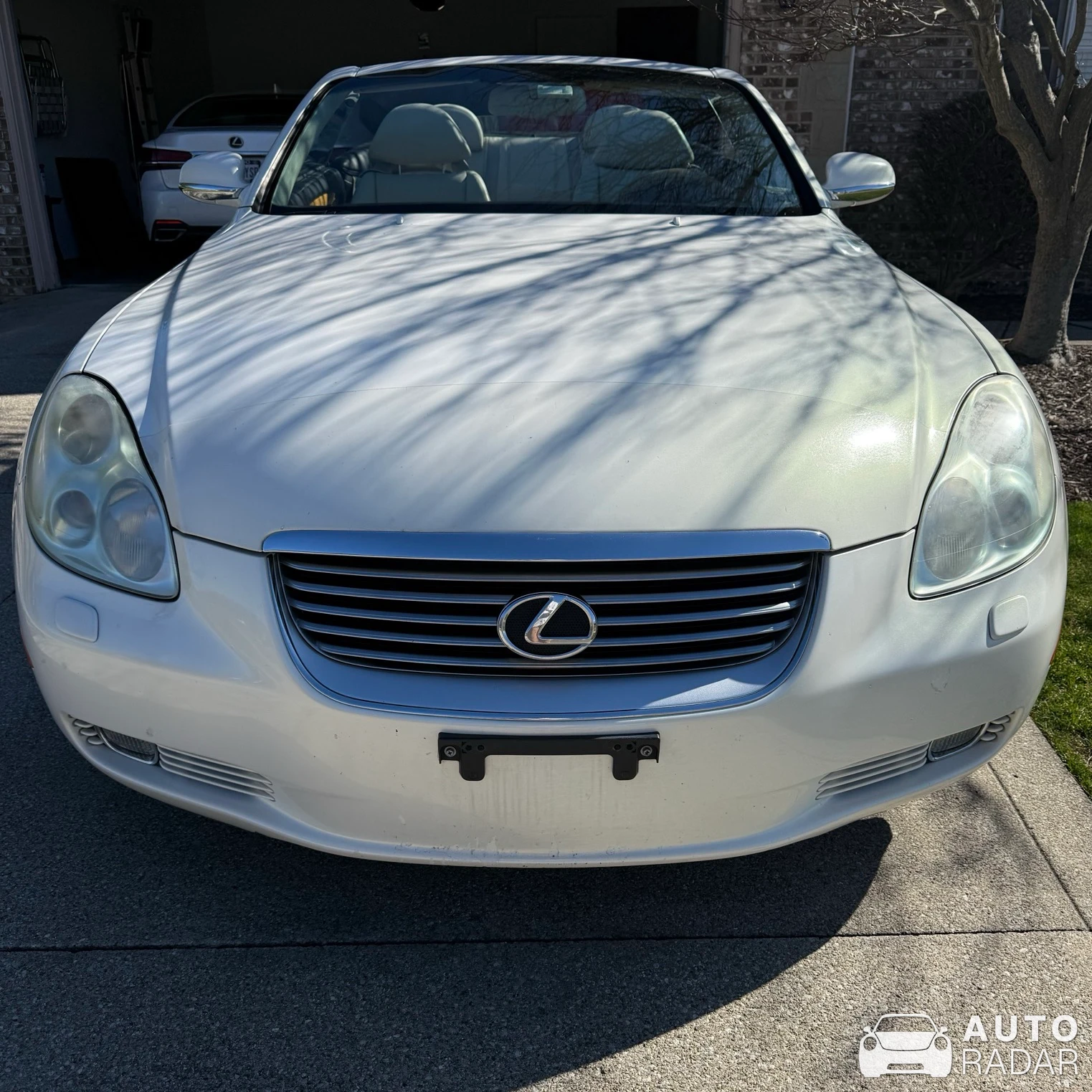 Lexus SC 430 spotted in Middleburg Heights