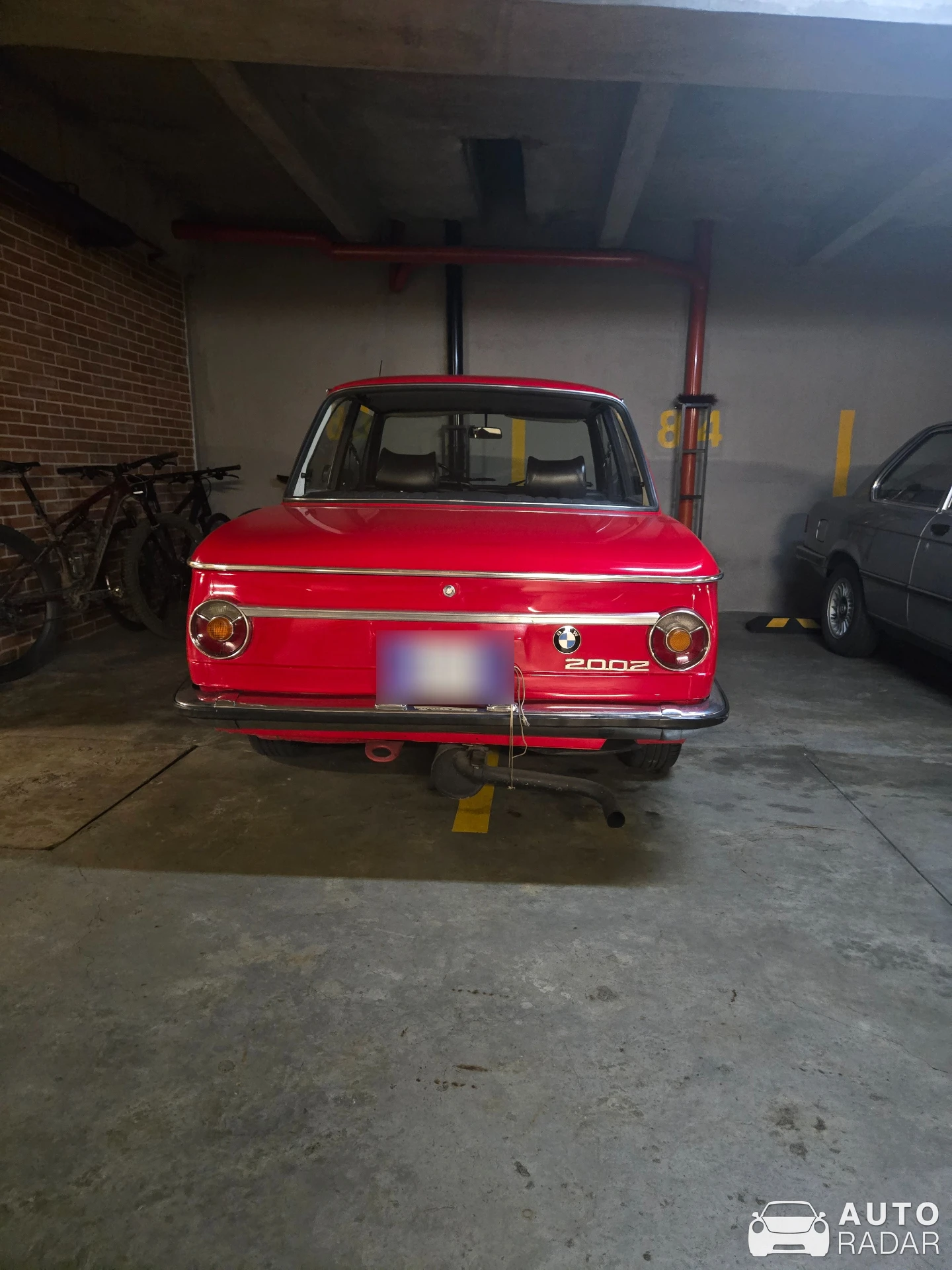 BMW 2002 spotted in Bogotá, Colombia