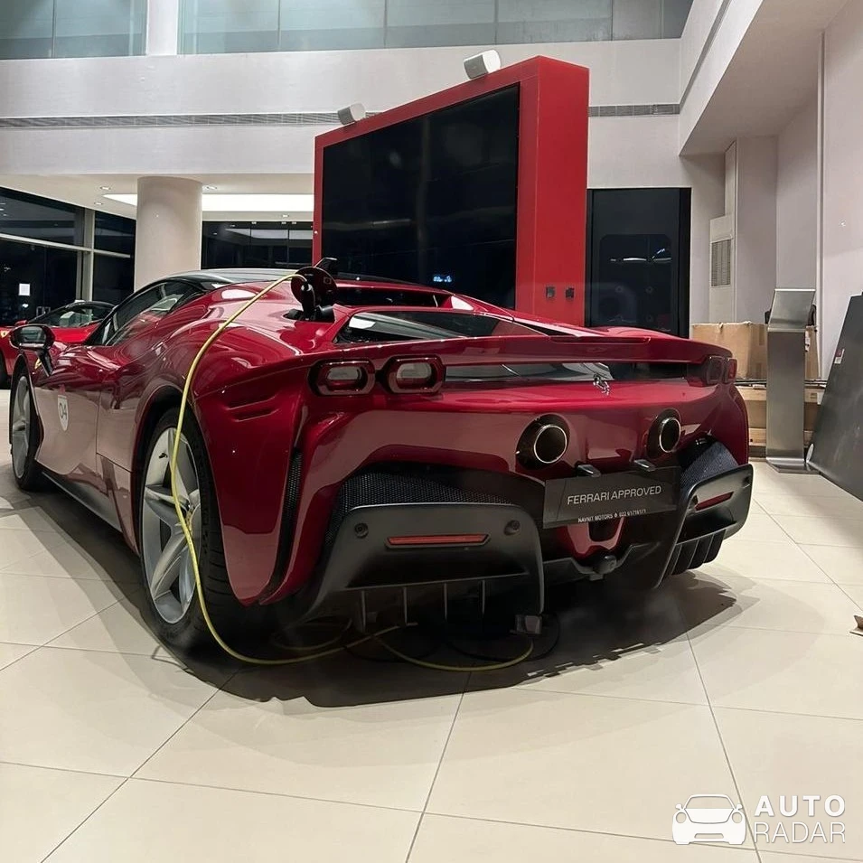 Ferrari SF90 Stradale spotted in Mumbai, India