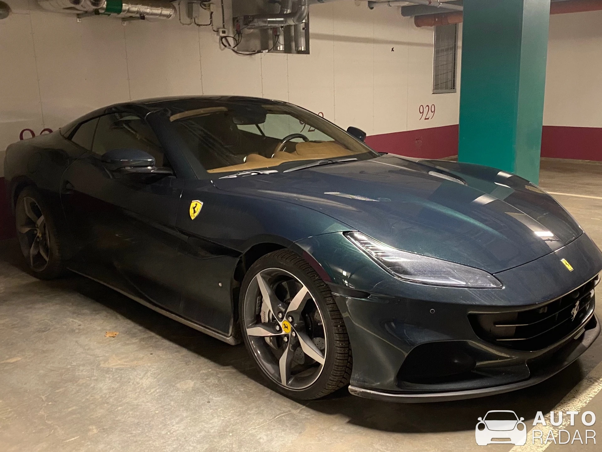 Ferrari Portofino spotted in Stockholms län, Sverige