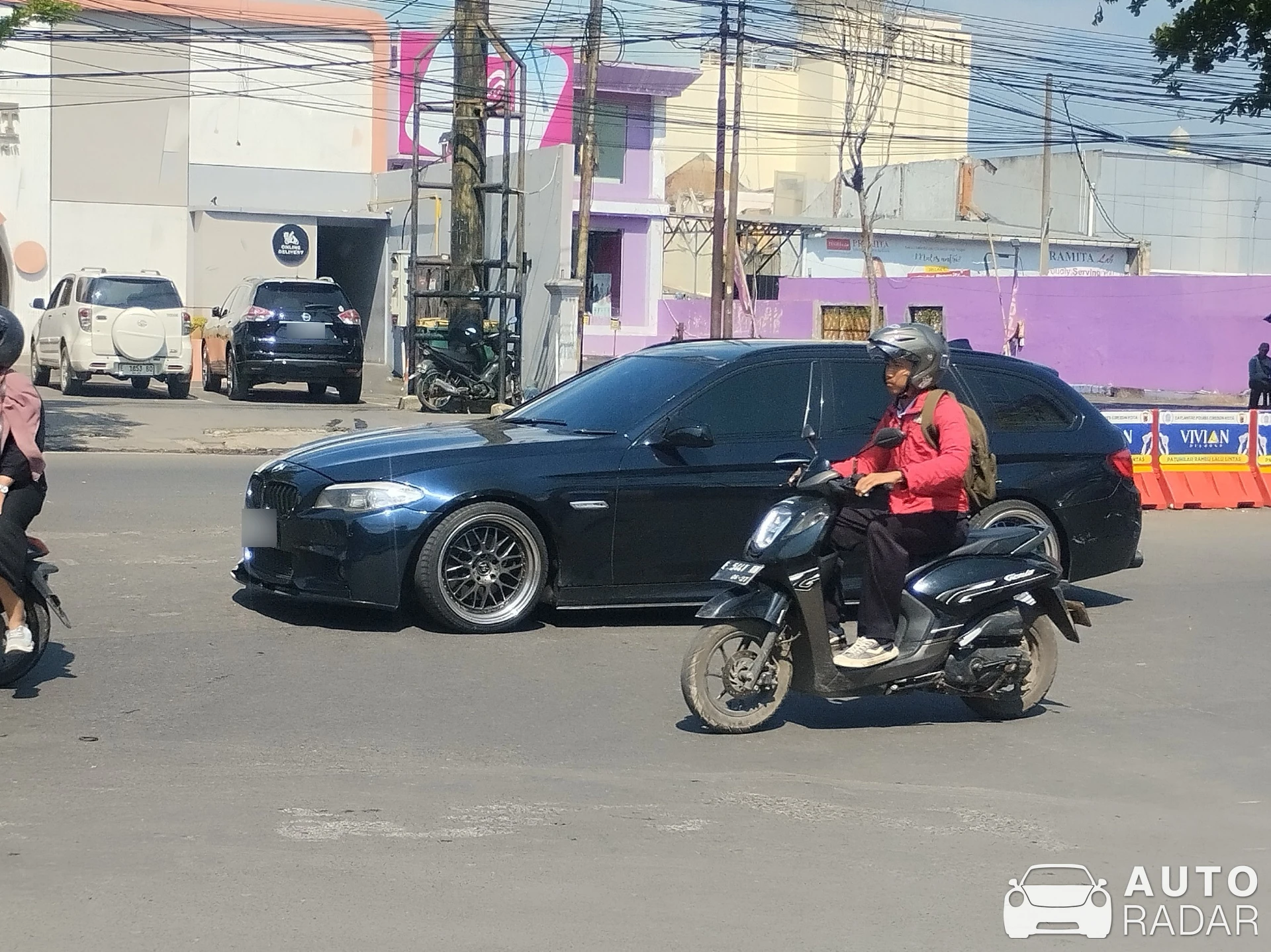 BMW 5 Series F11 Touring spotted in Cirebon