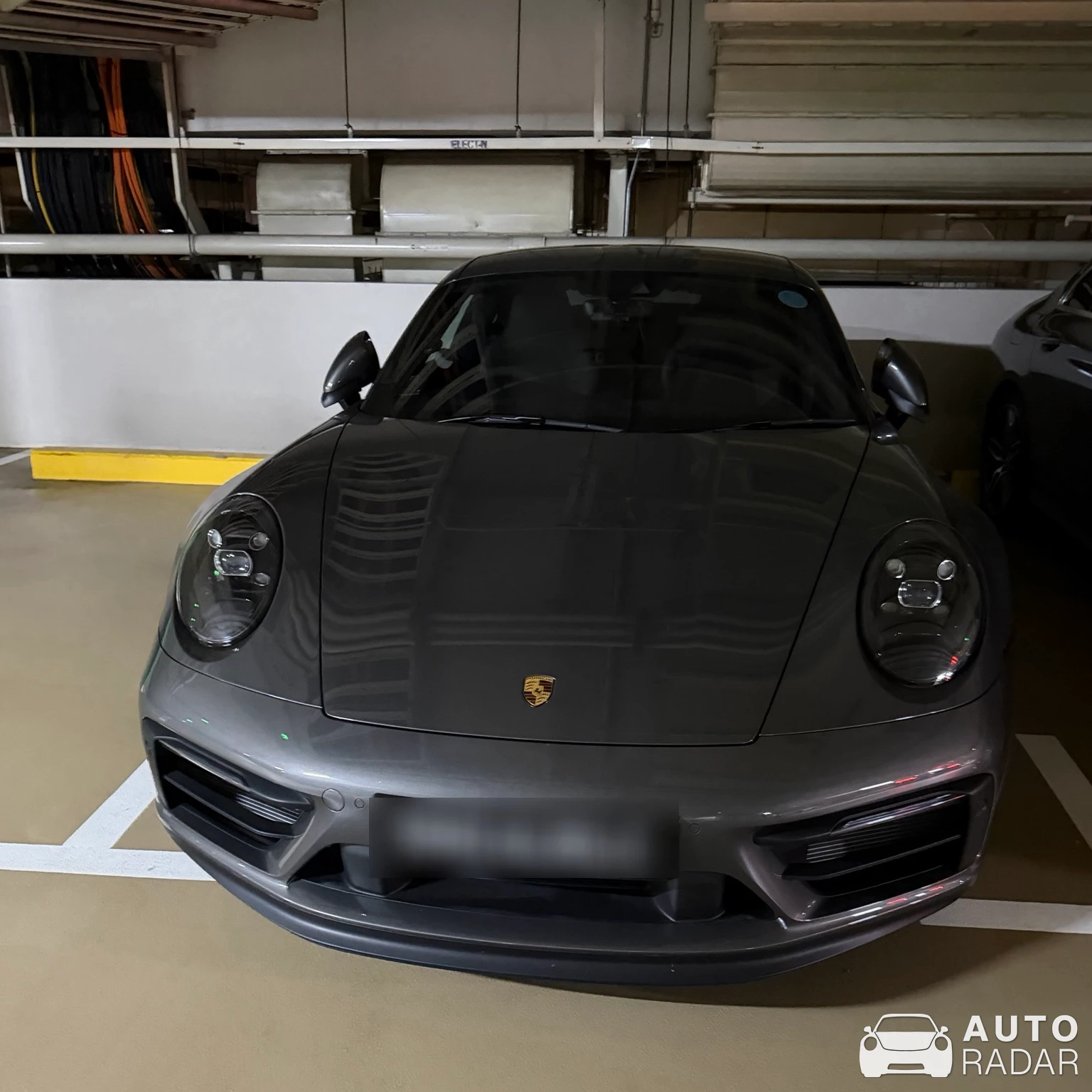 Porsche 992 Carrera GTS MkI spotted in Singapore, 싱가포르