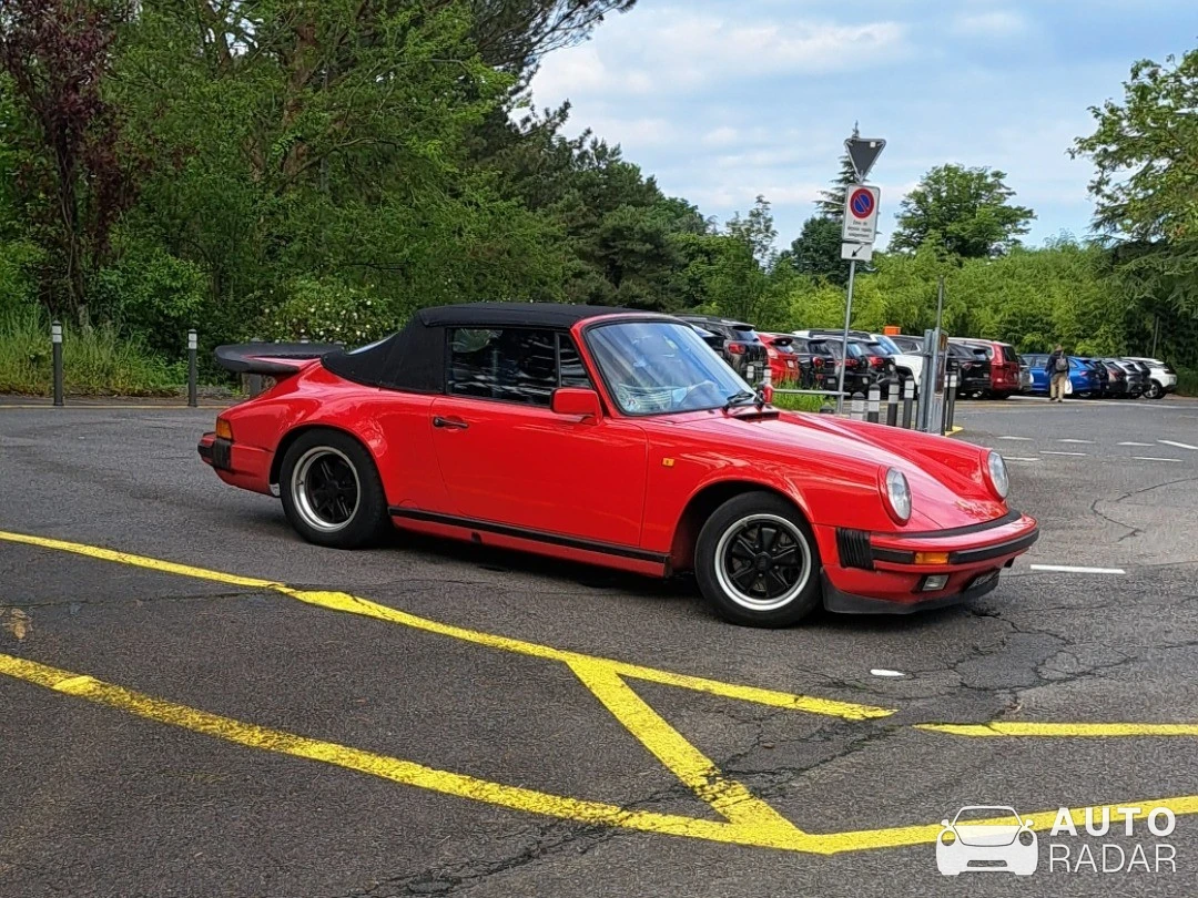 Porsche 911 SC spotted in La Tour-de-Peilz, Suisse